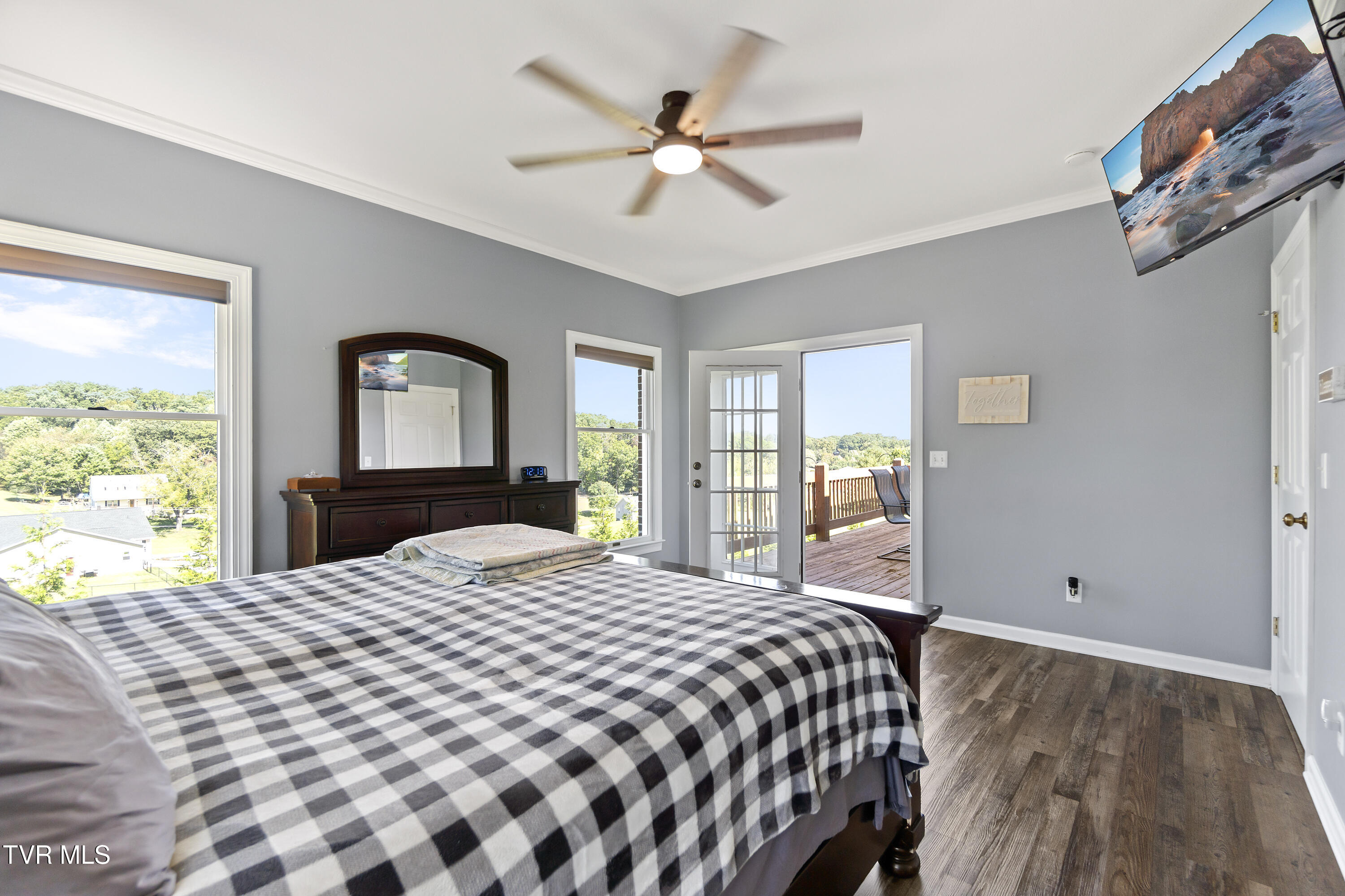 Greeneville, Tennessee, 37743, United States, 4 Bedrooms Bedrooms, ,3 BathroomsBathrooms,Residential,For Sale,1997780