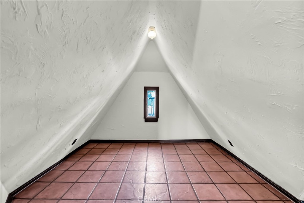 Riverside, California, 92507, United States, 4 Bedrooms Bedrooms, ,2 BathroomsBathrooms,Residential,For Sale,1999020