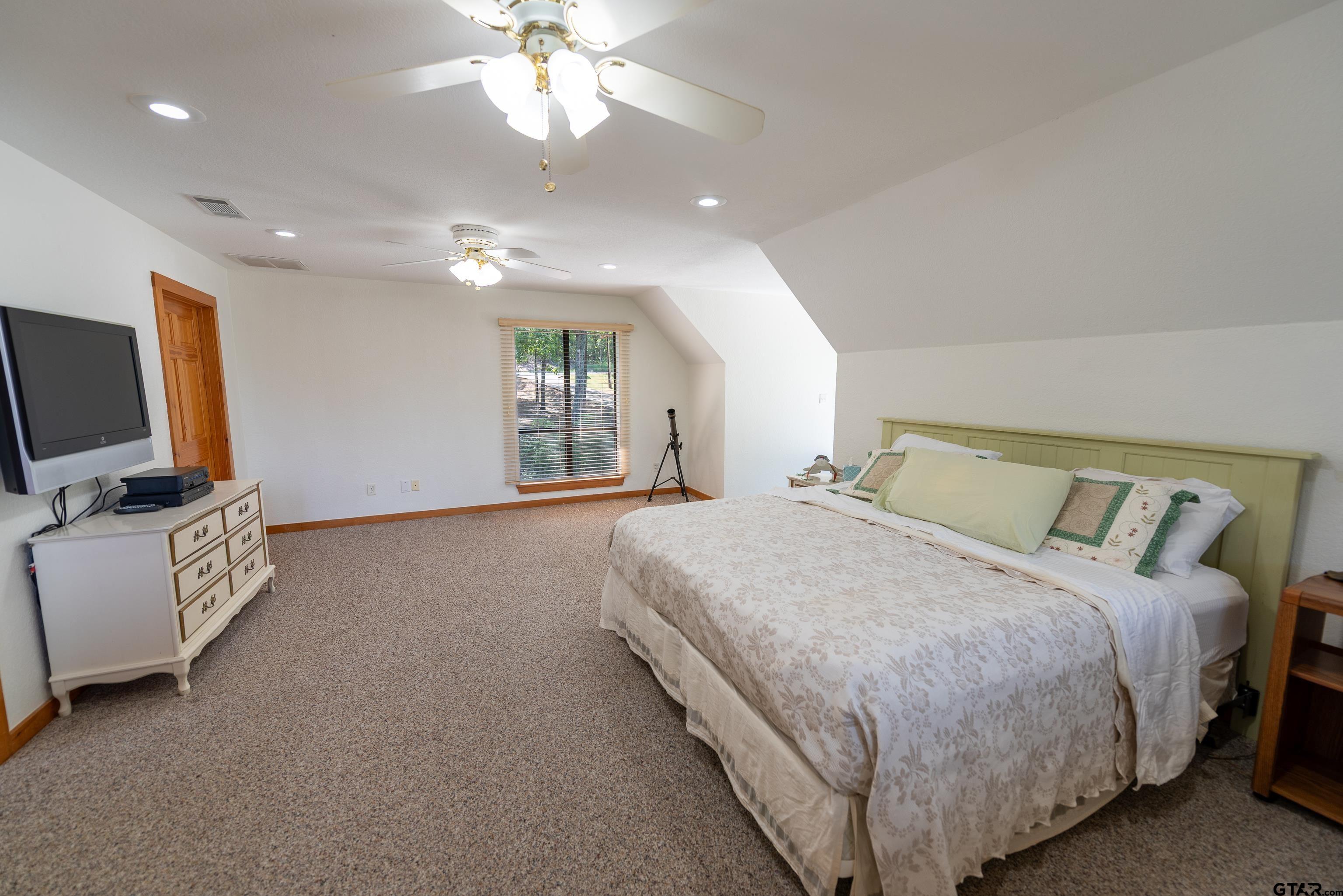 Scroggins, Texas, 75480, United States, 4 Bedrooms Bedrooms, ,2 BathroomsBathrooms,Residential,For Sale,1983942