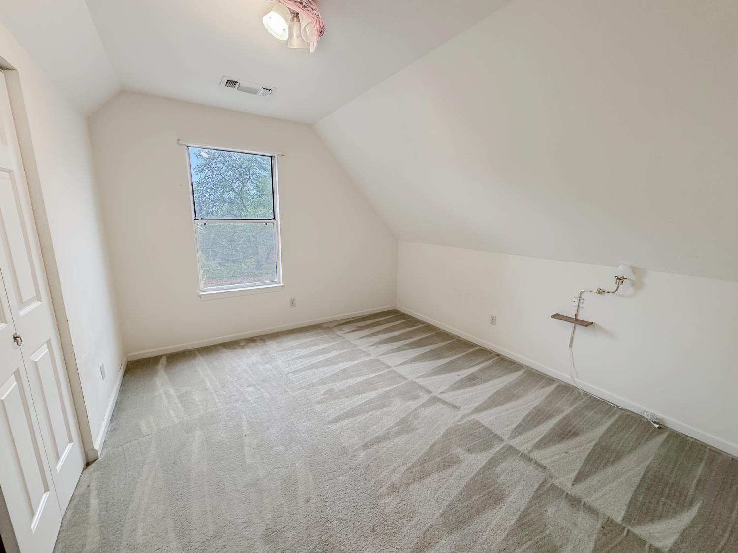 Auburn, California, 95603, United States, 4 Bedrooms Bedrooms, ,3 BathroomsBathrooms,Residential,For Sale,1988591