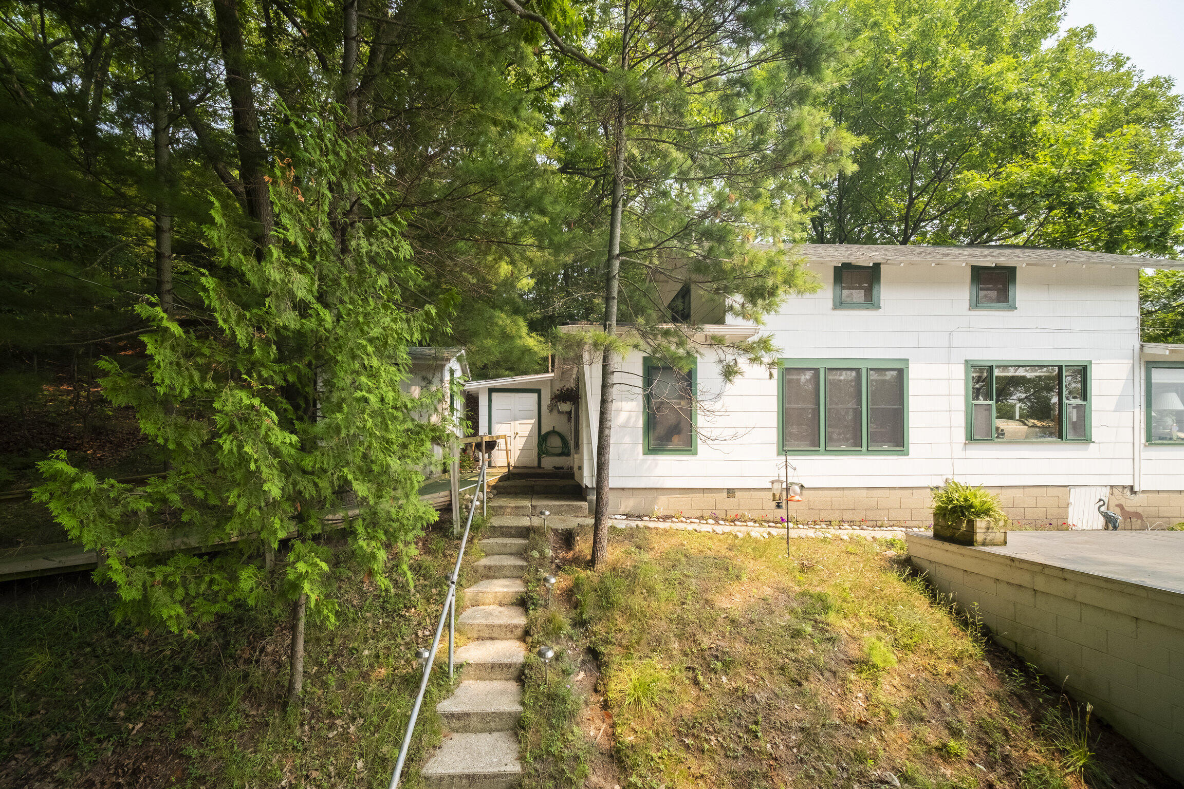 Onekama, Michigan, 49675, United States, 3 Bedrooms Bedrooms, ,3 BathroomsBathrooms,Residential,For Sale,1914171