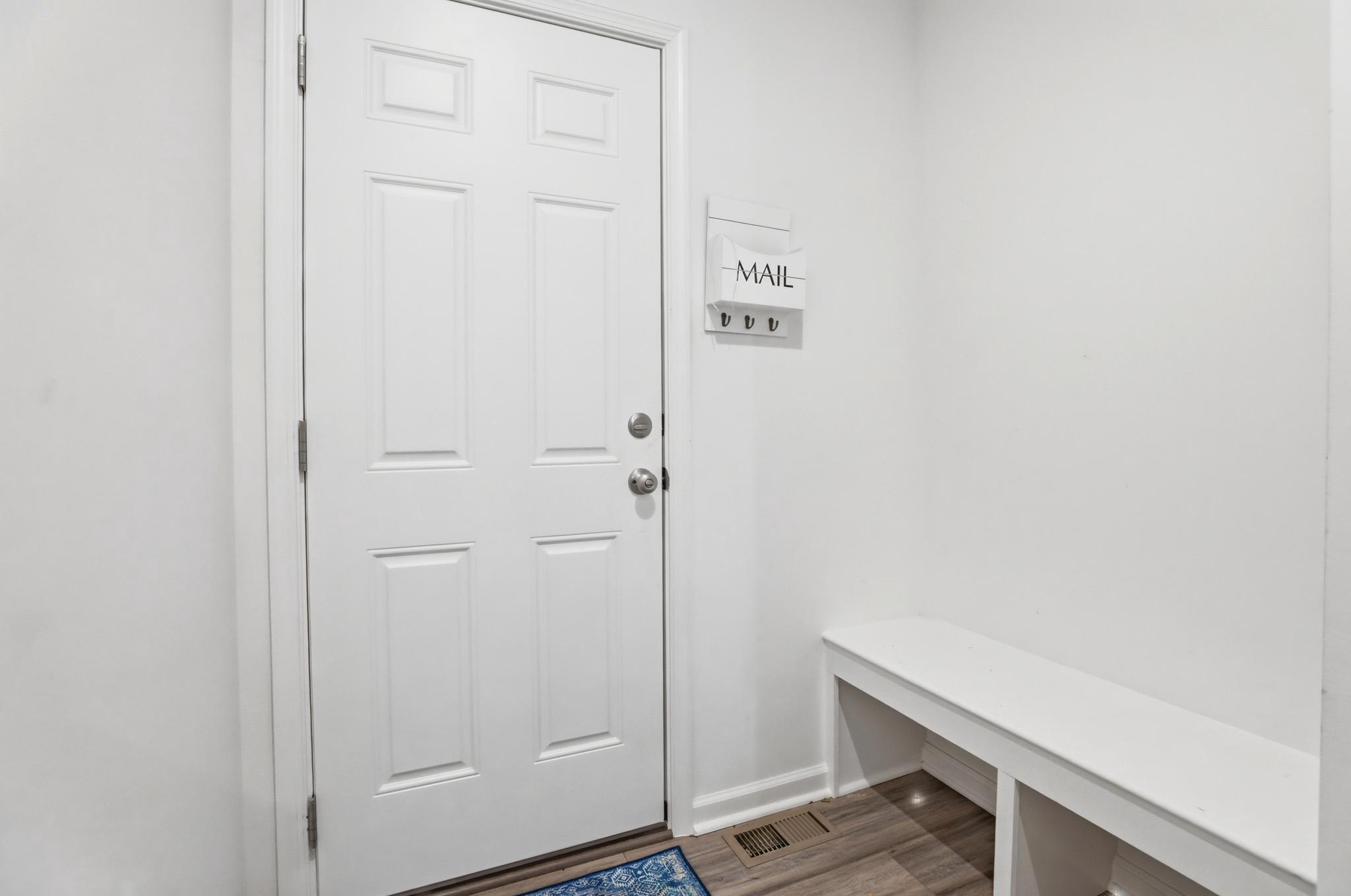  9428 Deschamp Court, Manassas, VA, 20112 - 物件實景