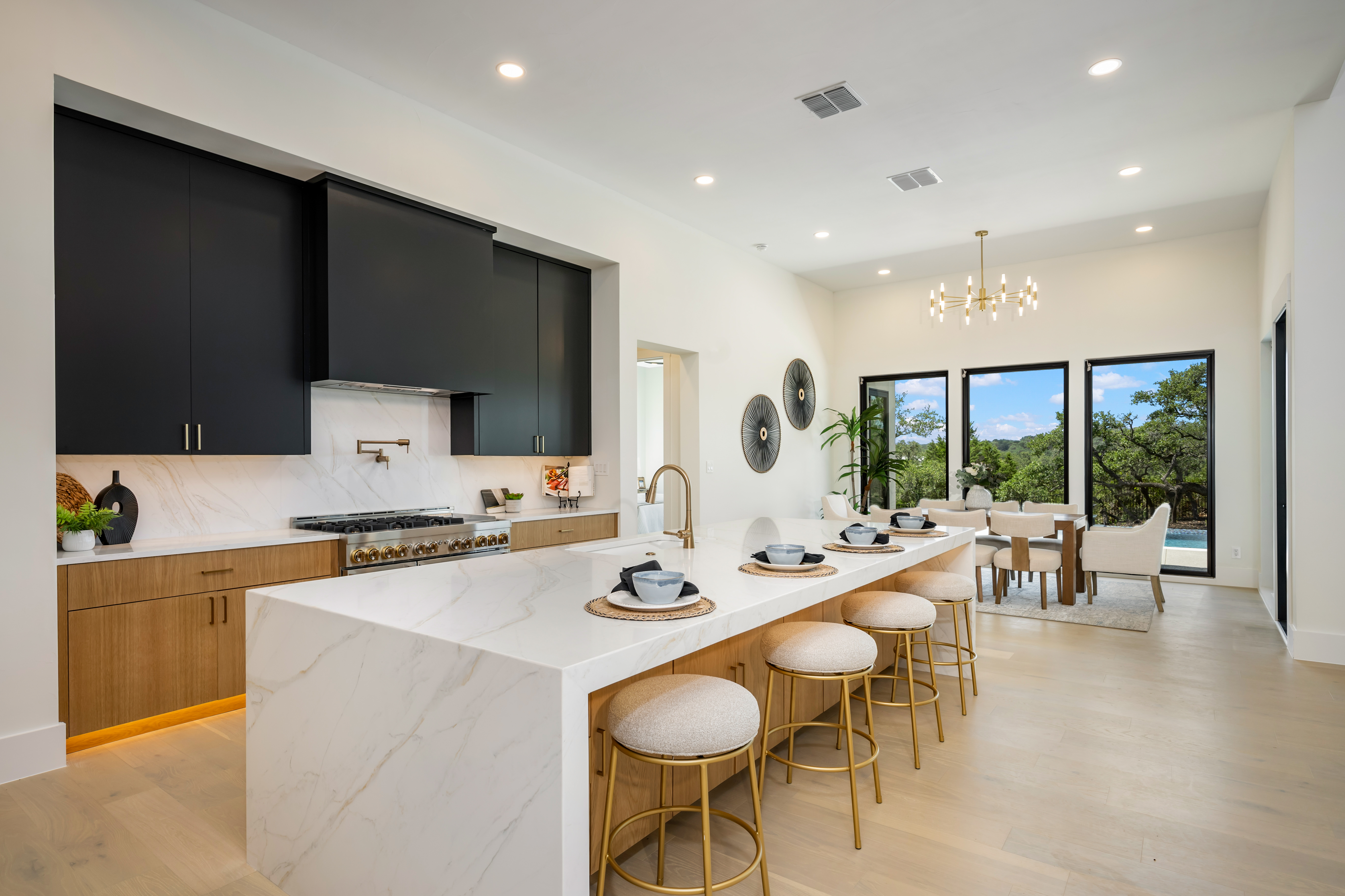  Modern Luxury on 1 Acre - 物件實景