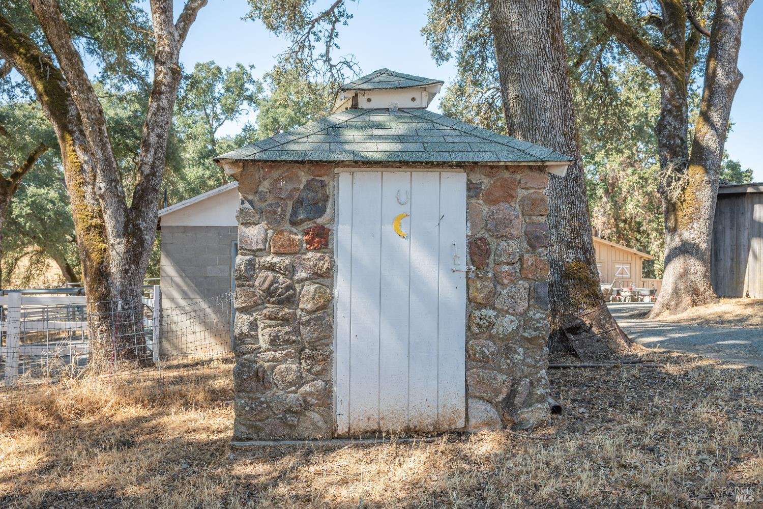 Kelseyville, California, 95451, United States, 3 Bedrooms Bedrooms, ,2 BathroomsBathrooms,Residential,For Sale,1974568