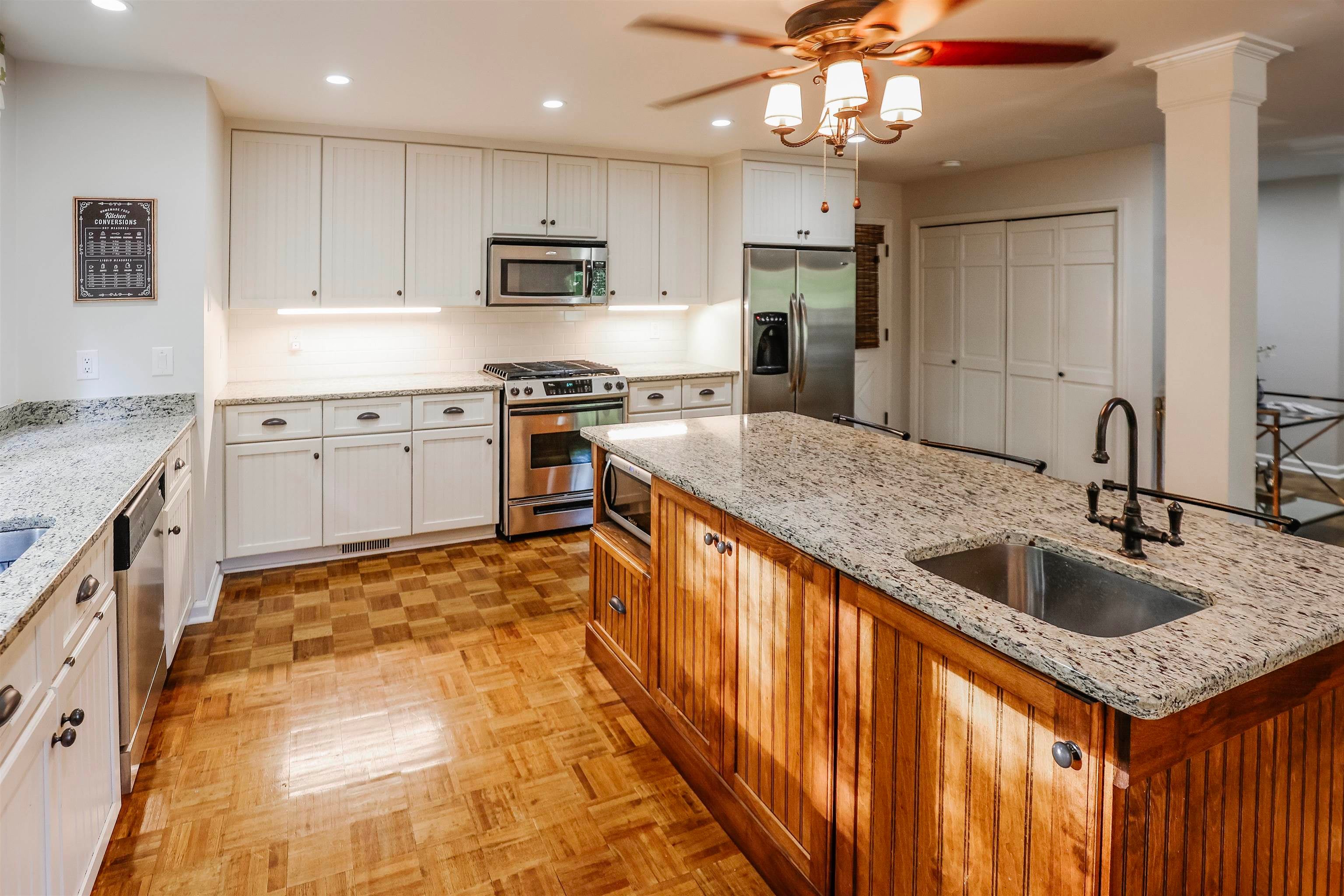 Greensboro, Georgia, 30642, United States, 5 Bedrooms Bedrooms, ,2 BathroomsBathrooms,Residential,For Sale,1907052