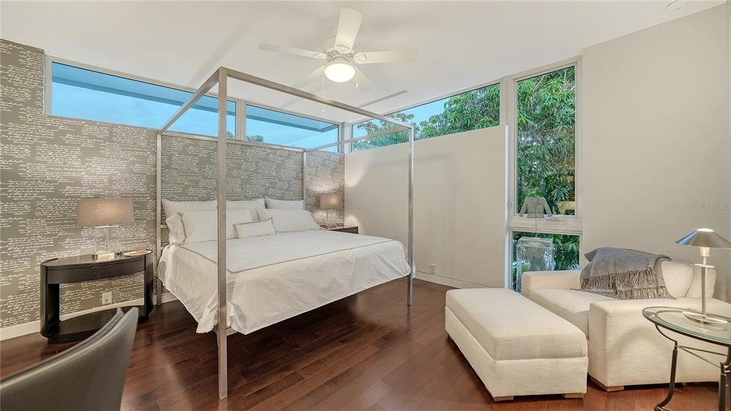 Sarasota, Florida, 34236, United States, 3 Bedrooms Bedrooms, ,5 BathroomsBathrooms,Residential,For Sale,1908406