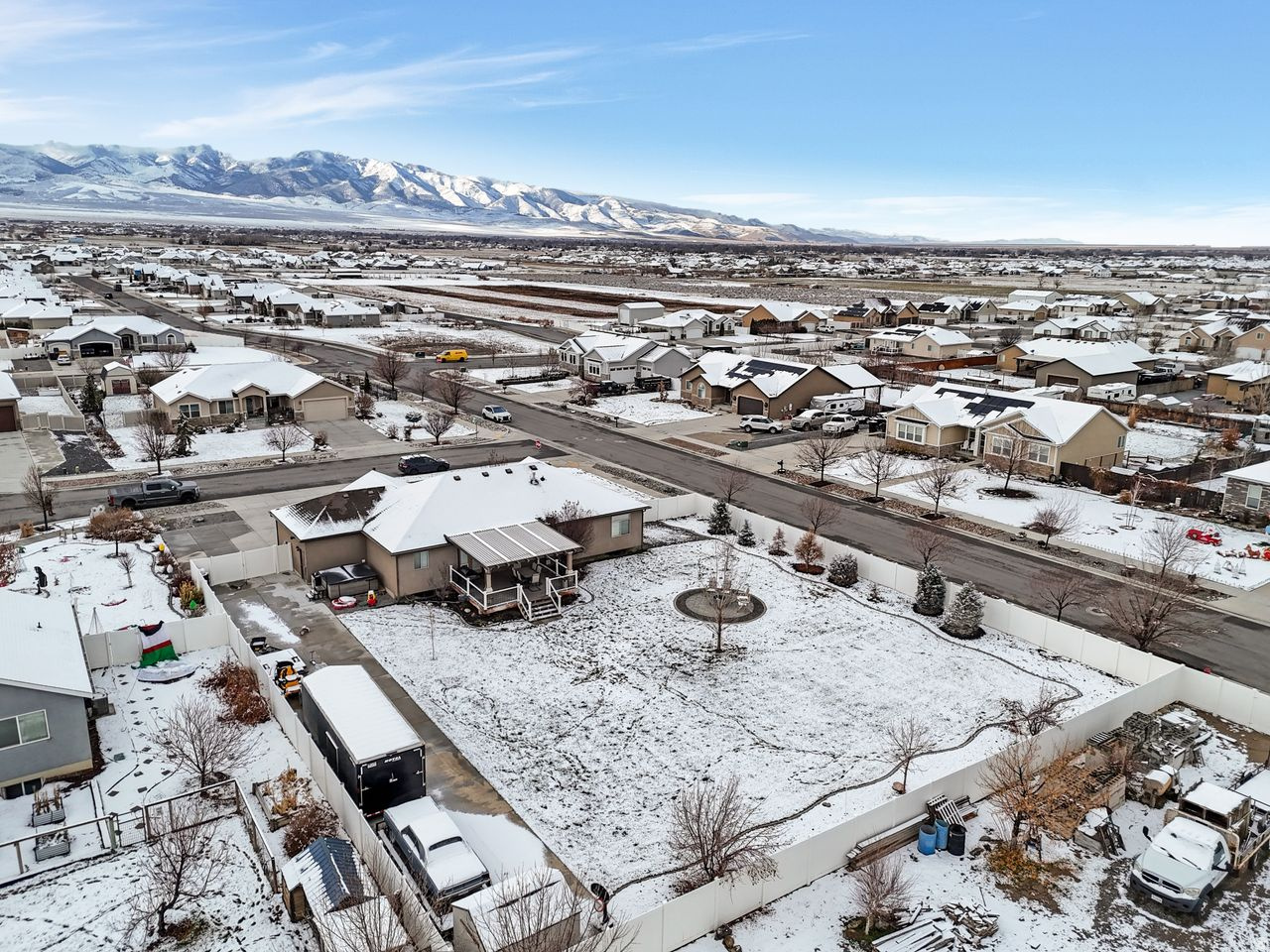 Grantsville, Utah, 84029, United States, 6 Bedrooms Bedrooms, ,3 BathroomsBathrooms,Residential,For Sale,2003482