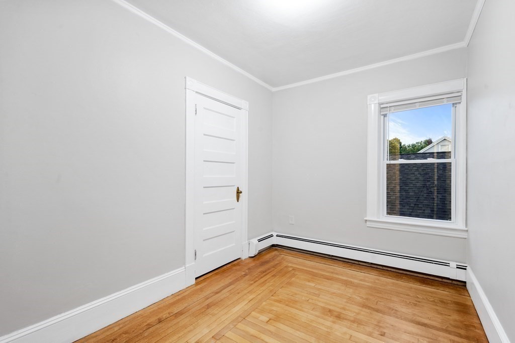Taunton, Massachusetts, 02780, United States, 4 Bedrooms Bedrooms, ,3 BathroomsBathrooms,Residential,For Sale,1888080
