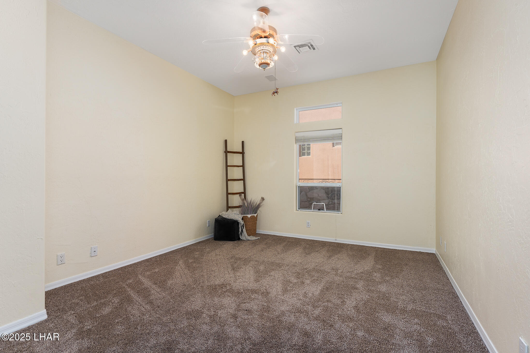 Lake Havasu City, Arizona, 86406, United States, 3 Bedrooms Bedrooms, ,2 BathroomsBathrooms,Residential,For Sale,1846694