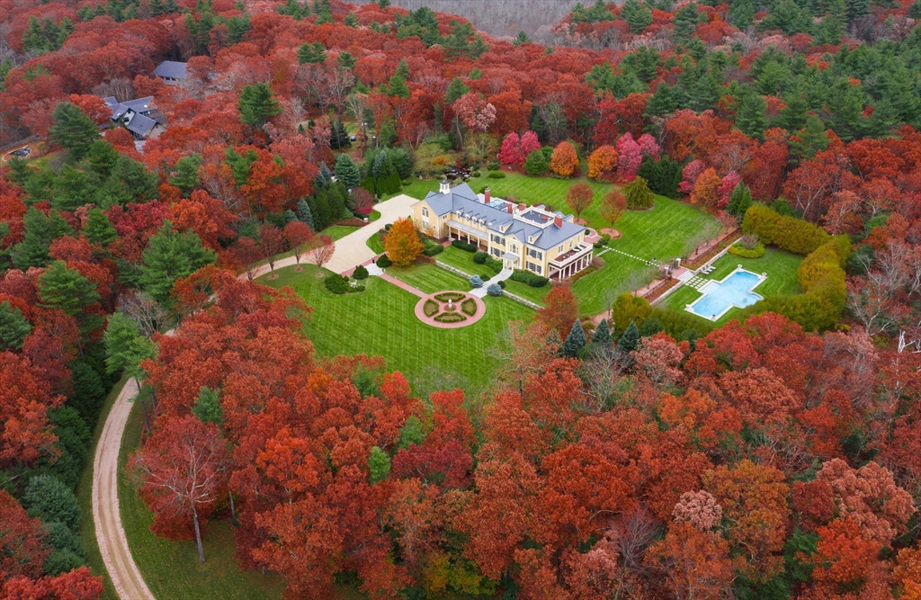 Concord, Massachusetts, 01742, United States, 6 Bedrooms Bedrooms, ,9 BathroomsBathrooms,Residential,For Sale,2000973