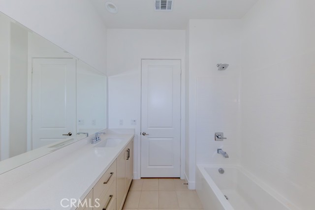 Corona, California, 92883, United States, 3 Bedrooms Bedrooms, ,3 BathroomsBathrooms,Residential,For Sale,1920485
