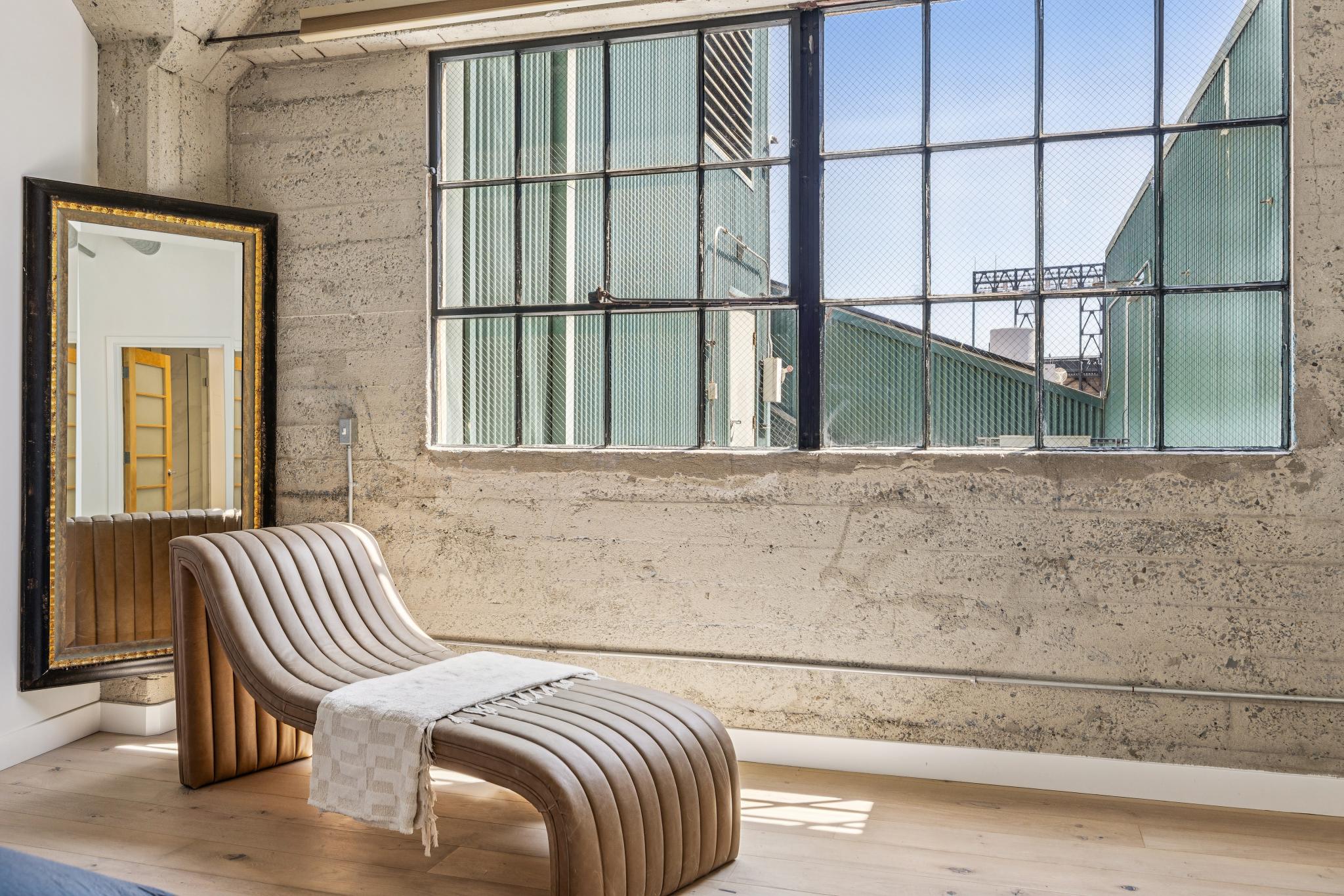  650 2nd Street #504 - 物件實景