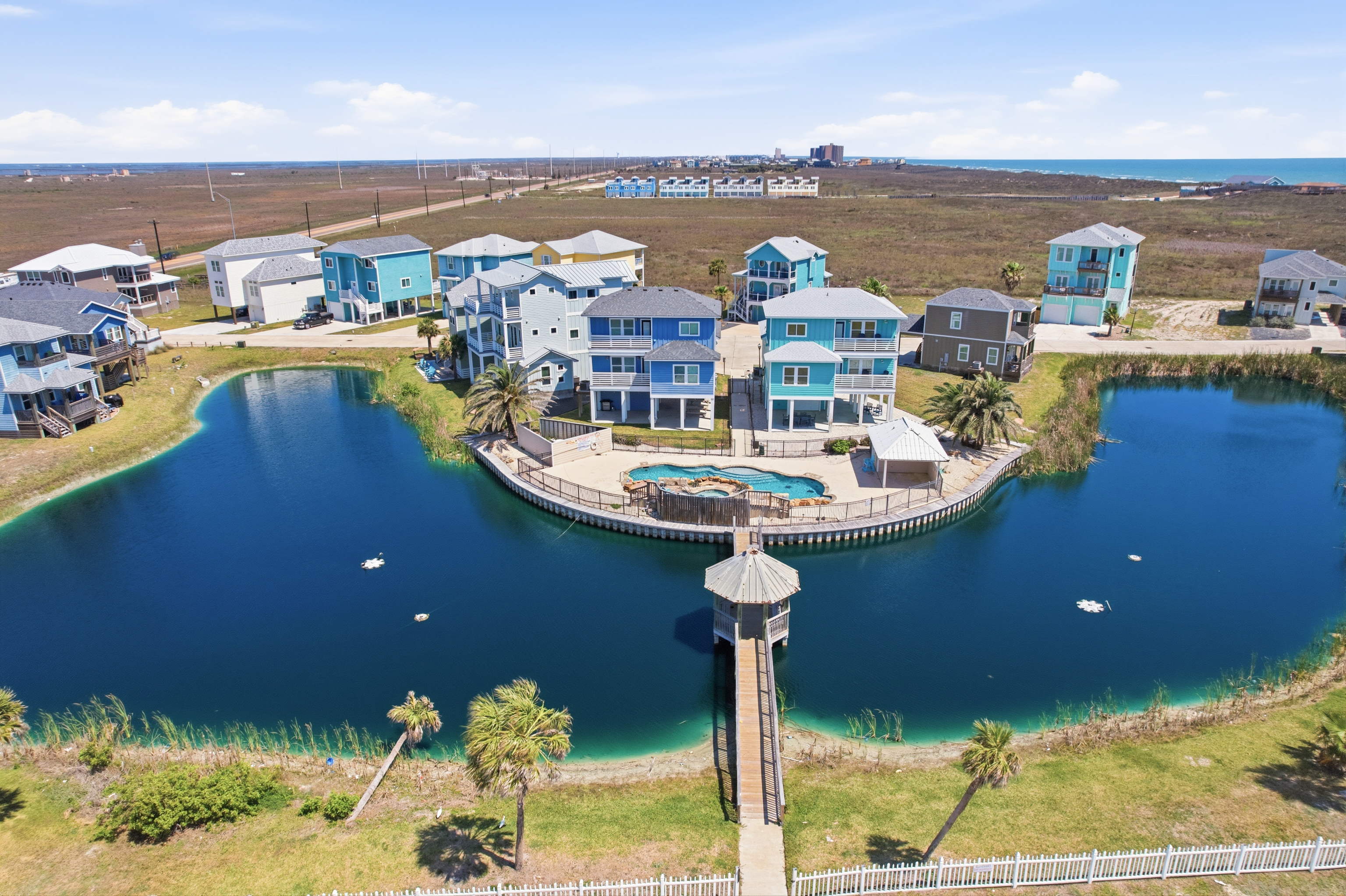  Scenic Gulf Views Await - 物件實景