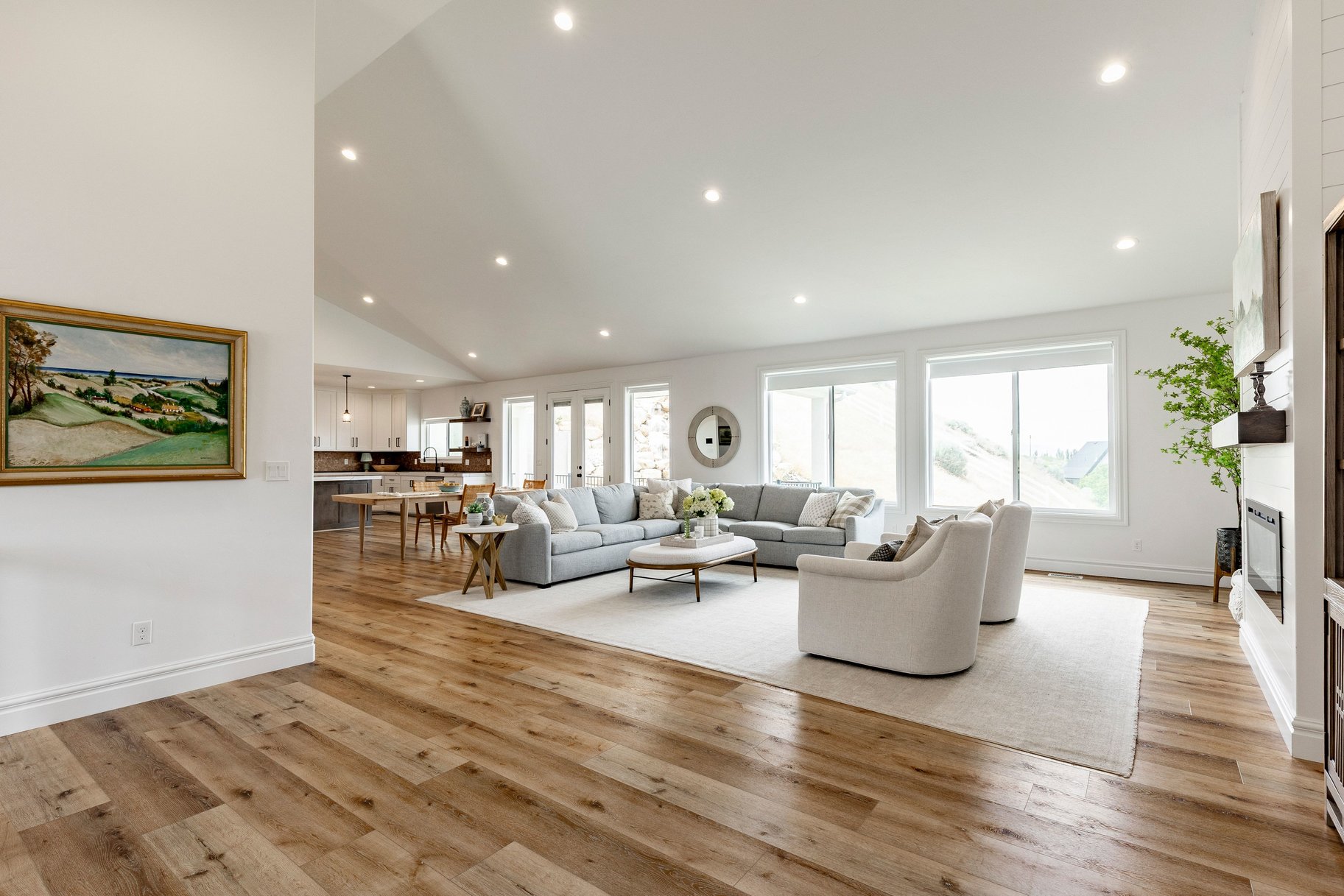  Custom Home with Fully Finished ADU Near Golf, Trails & Mountain Views - 物件實景