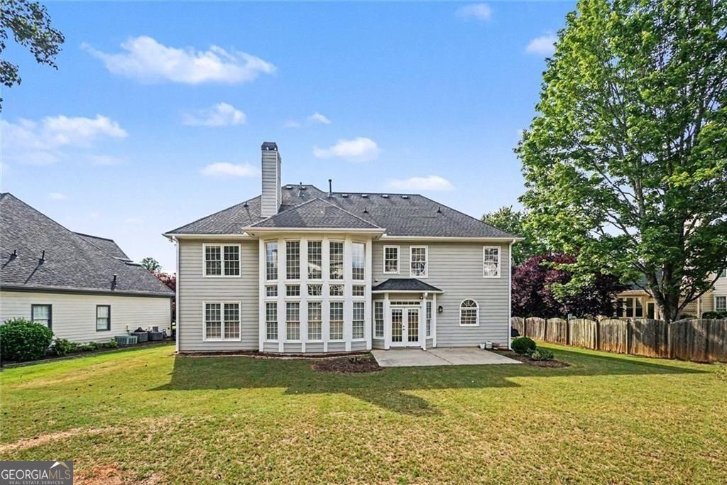 Roswell, Georgia, 30075, United States, 5 Bedrooms Bedrooms, ,4 BathroomsBathrooms,Residential,For Sale,2044480