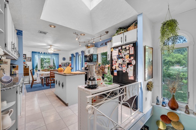 Bloomingdale, New Jersey, 07403, United States, 4 Bedrooms Bedrooms, ,2 BathroomsBathrooms,Residential,For Sale,1887038