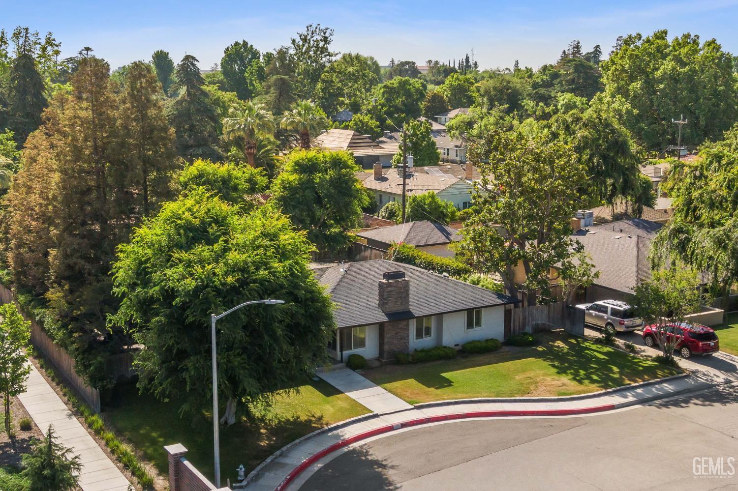Bakersfield, California, 93301, United States, 3 Bedrooms Bedrooms, ,3 BathroomsBathrooms,Residential,For Sale,1819046