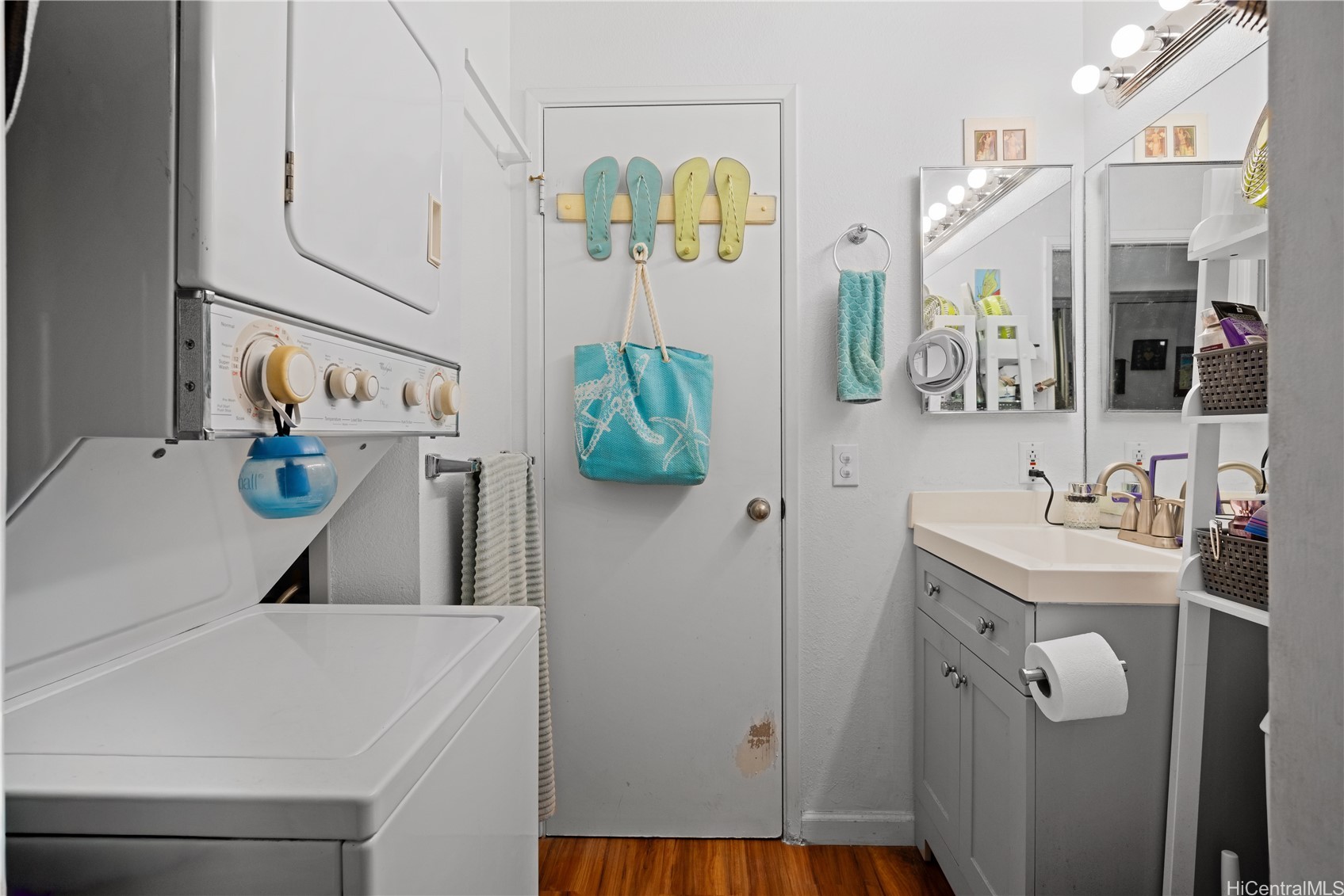 Ewa Beach, Hawaii, 96706, United States, 2 Bedrooms Bedrooms, ,2 BathroomsBathrooms,Residential,For Sale,1959389