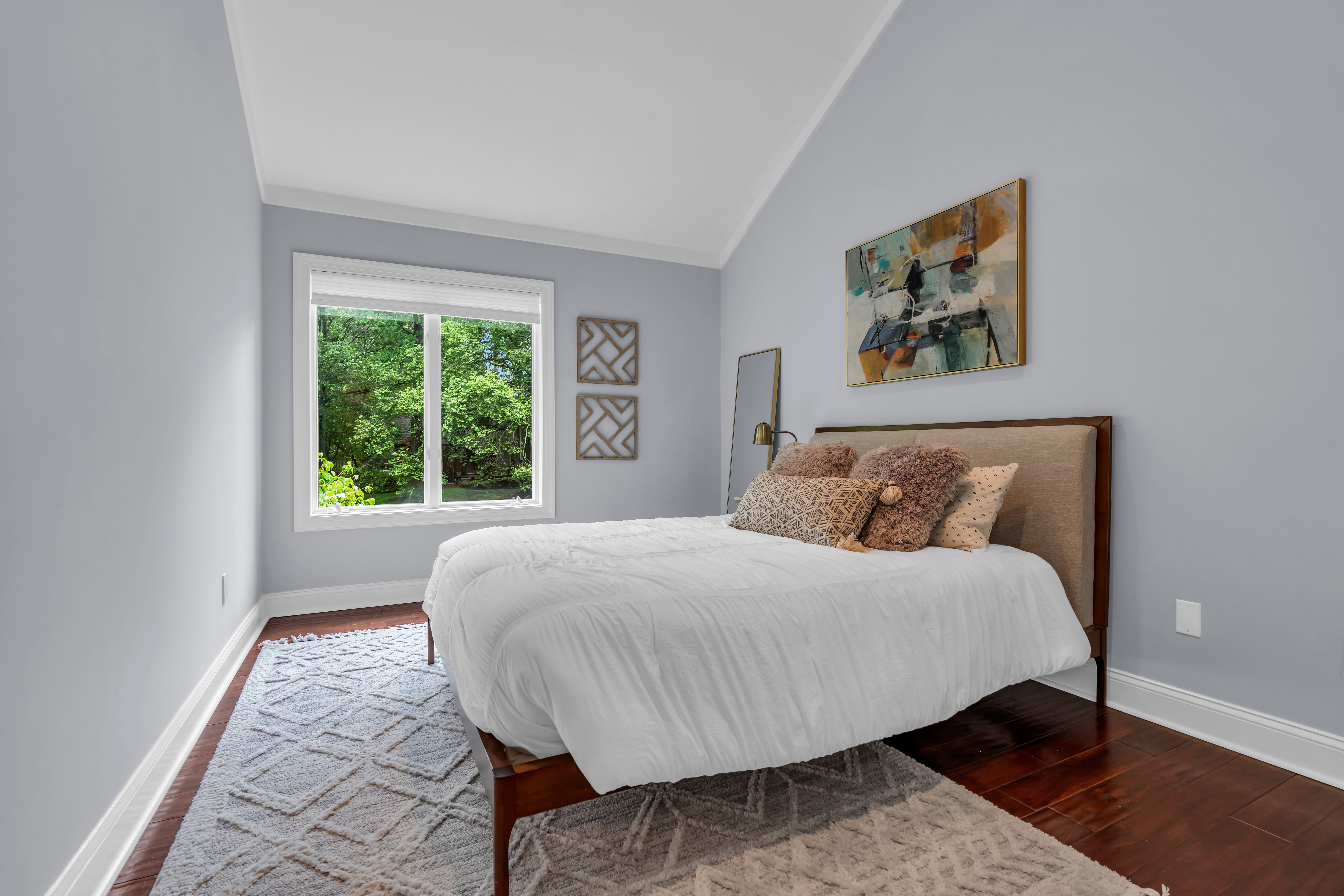 5-Bedroom Colonial in Lincroft - 物件實景