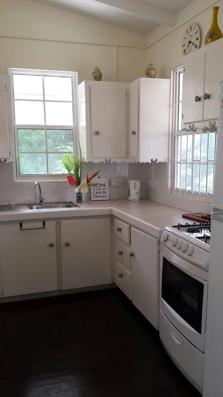 Victorian Grand Maison., St George, GD, 2 Bedrooms Bedrooms, ,2 BathroomsBathrooms,Residential,For Sale,Victorian Grand Maison.,1618877