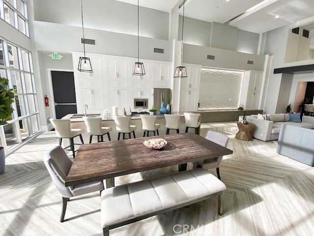 Irvine, California, 92612, United States, 1 Bedroom Bedrooms, ,1 BathroomBathrooms,Residential,For Sale,1883218