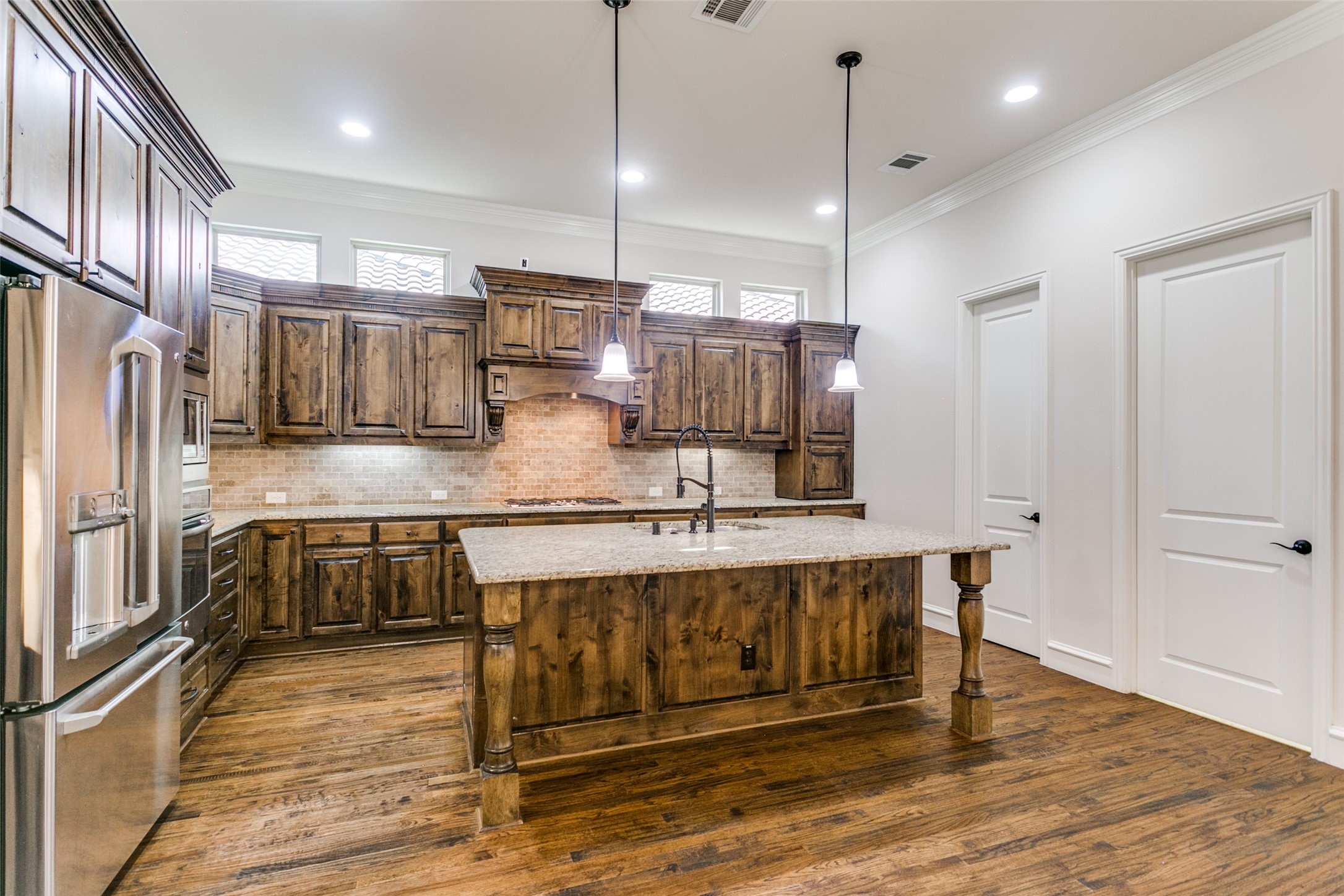 McKinney, Texas, 75070, United States, 3 Bedrooms Bedrooms, ,4 BathroomsBathrooms,Residential,For Sale,1804069