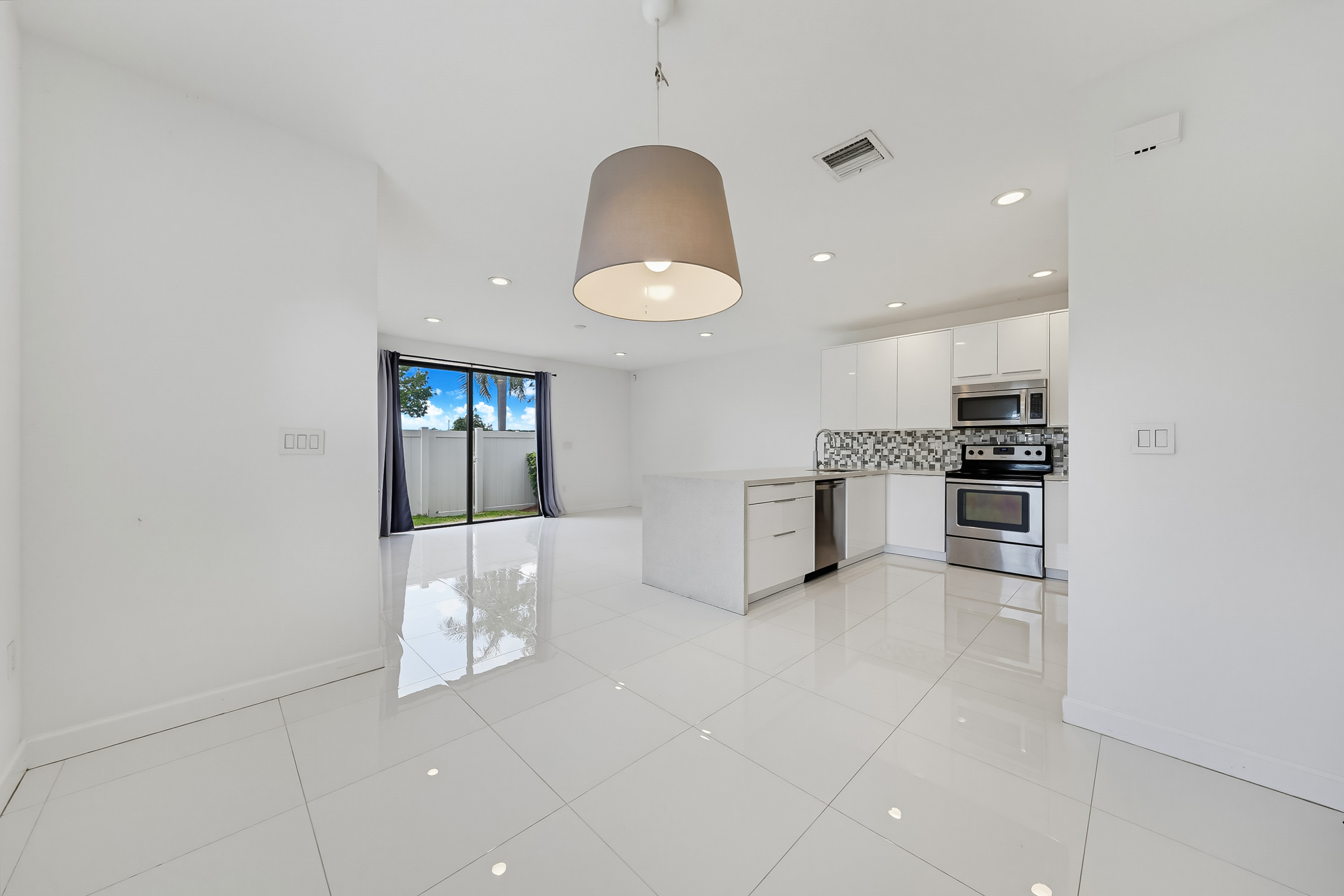  476 NE 194th Ter, Miami, FL, 33179 - 物件實景