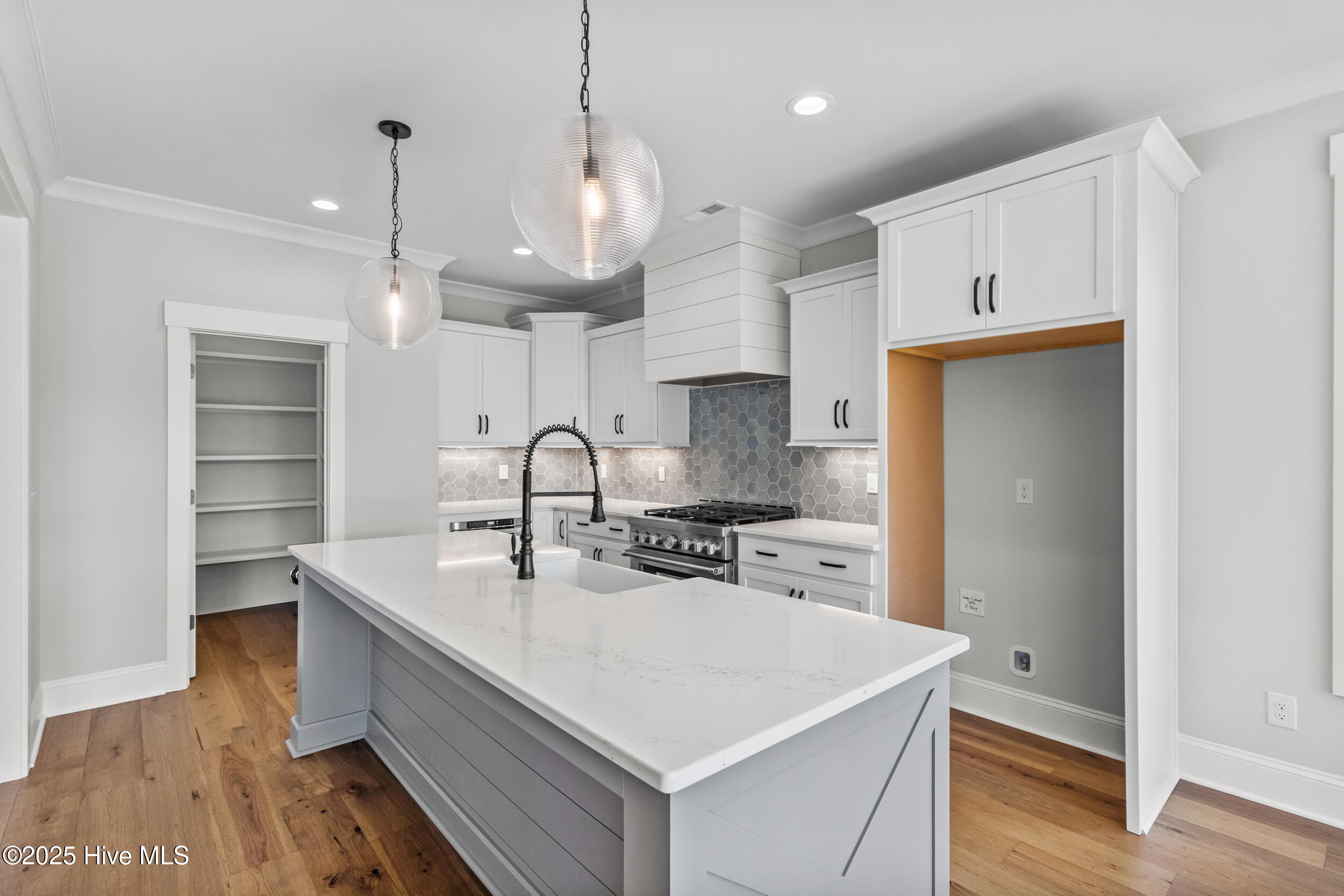 Wilmington, North Carolina, 28411, United States, 4 Bedrooms Bedrooms, ,4 BathroomsBathrooms,Residential,For Sale,1991121