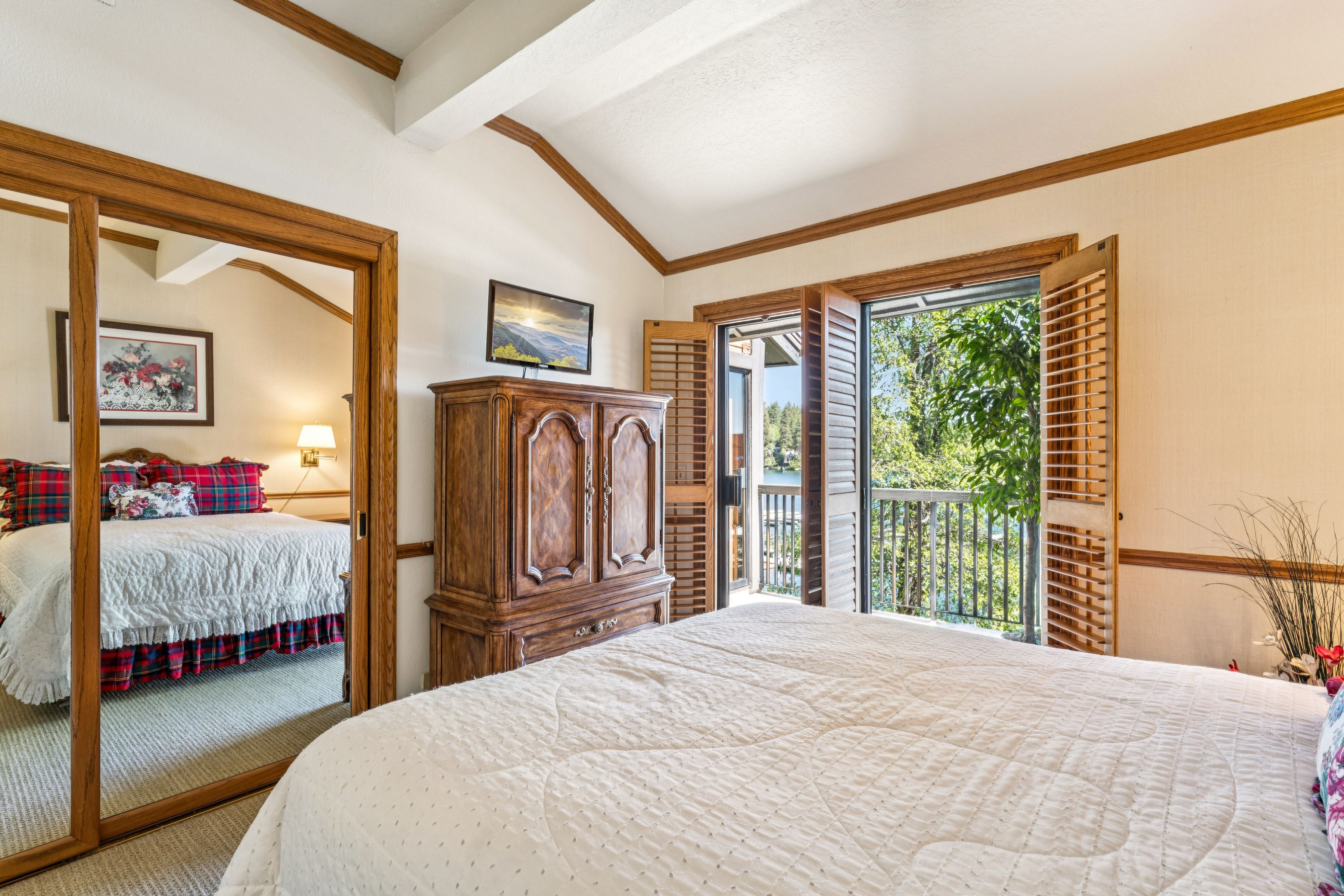  1 Village Bay, Lake Arrowhead, CA 92352 - 物件實景