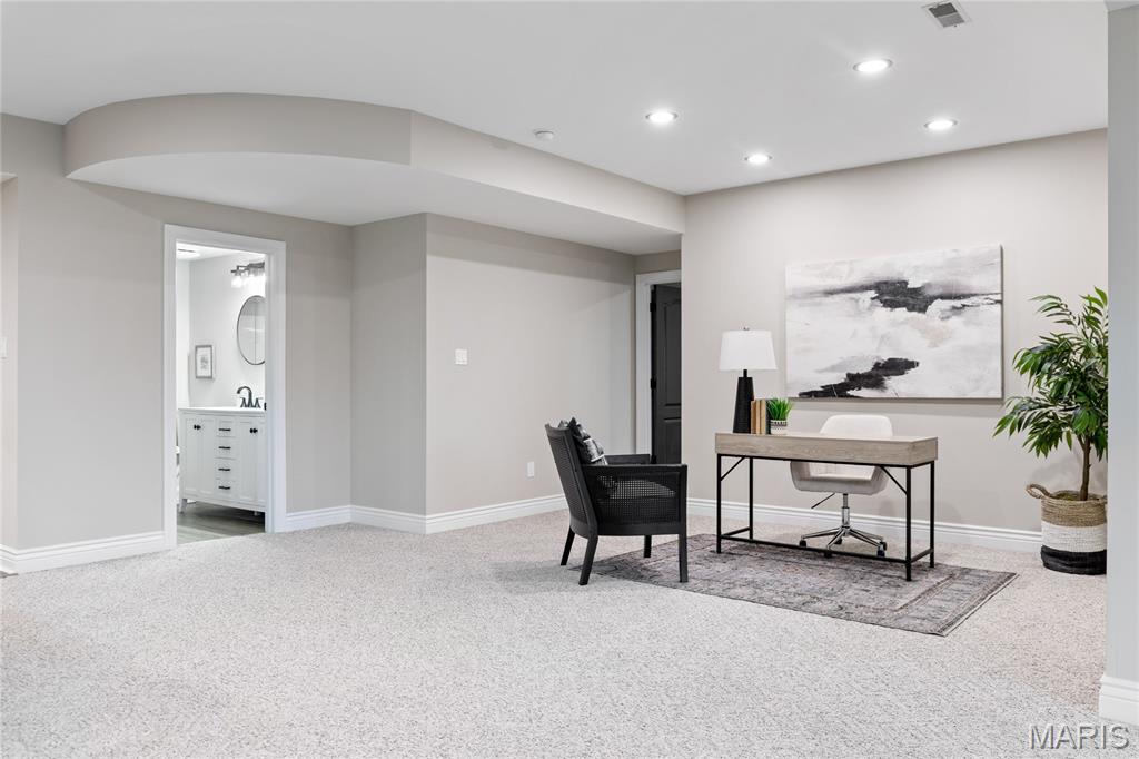 Weldon Spring, Missouri, 63304, United States, 3 Bedrooms Bedrooms, ,3 BathroomsBathrooms,Residential,For Sale,1989654