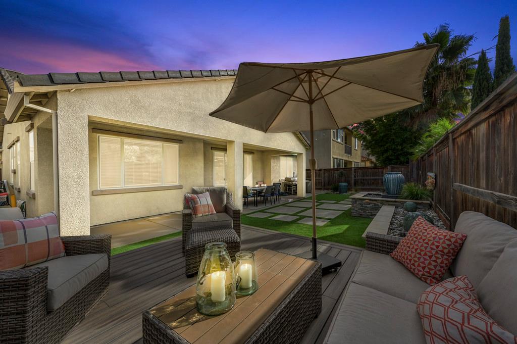 Woodland, California, 95776, United States, 3 Bedrooms Bedrooms, ,2 BathroomsBathrooms,Residential,For Sale,1989380