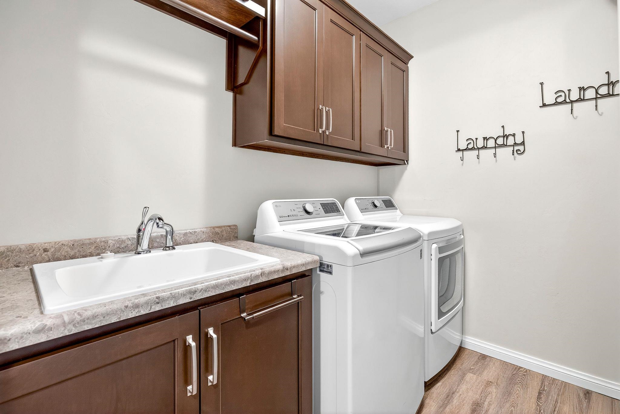 GREENVILLE, Wisconsin, 54942, United States, 4 Bedrooms Bedrooms, ,3 BathroomsBathrooms,Residential,For Sale,1924838