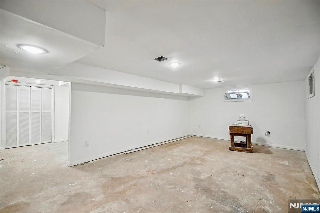 Bridgewater, New Jersey, 08836, United States, 4 Bedrooms Bedrooms, ,4 BathroomsBathrooms,Residential,For Sale,1940453