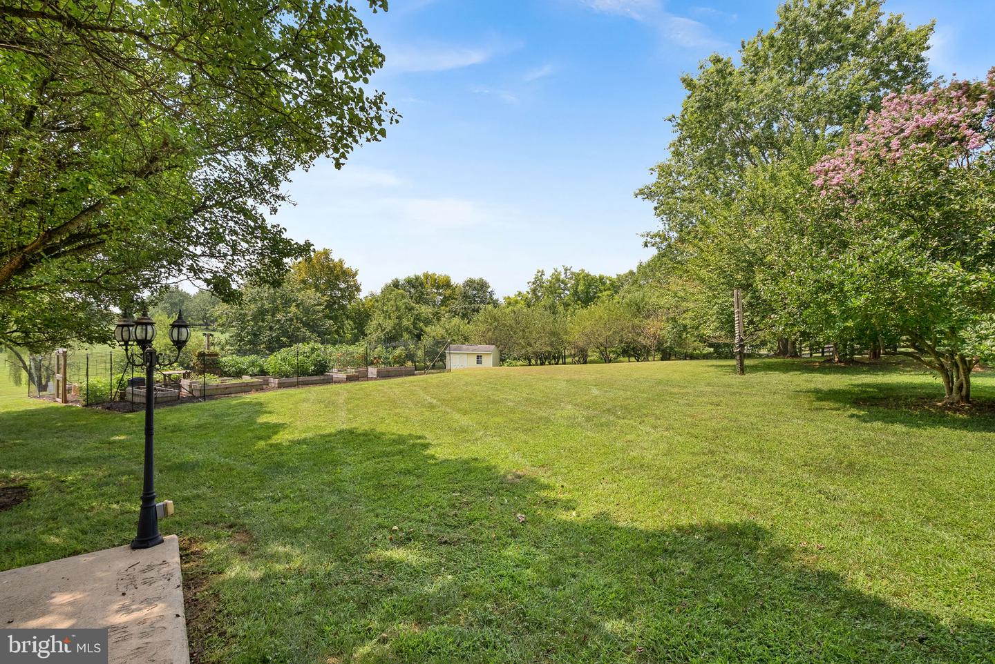 Waterford, Virginia, 20197, United States, 5 Bedrooms Bedrooms, ,4 BathroomsBathrooms,Residential,For Sale,1940957