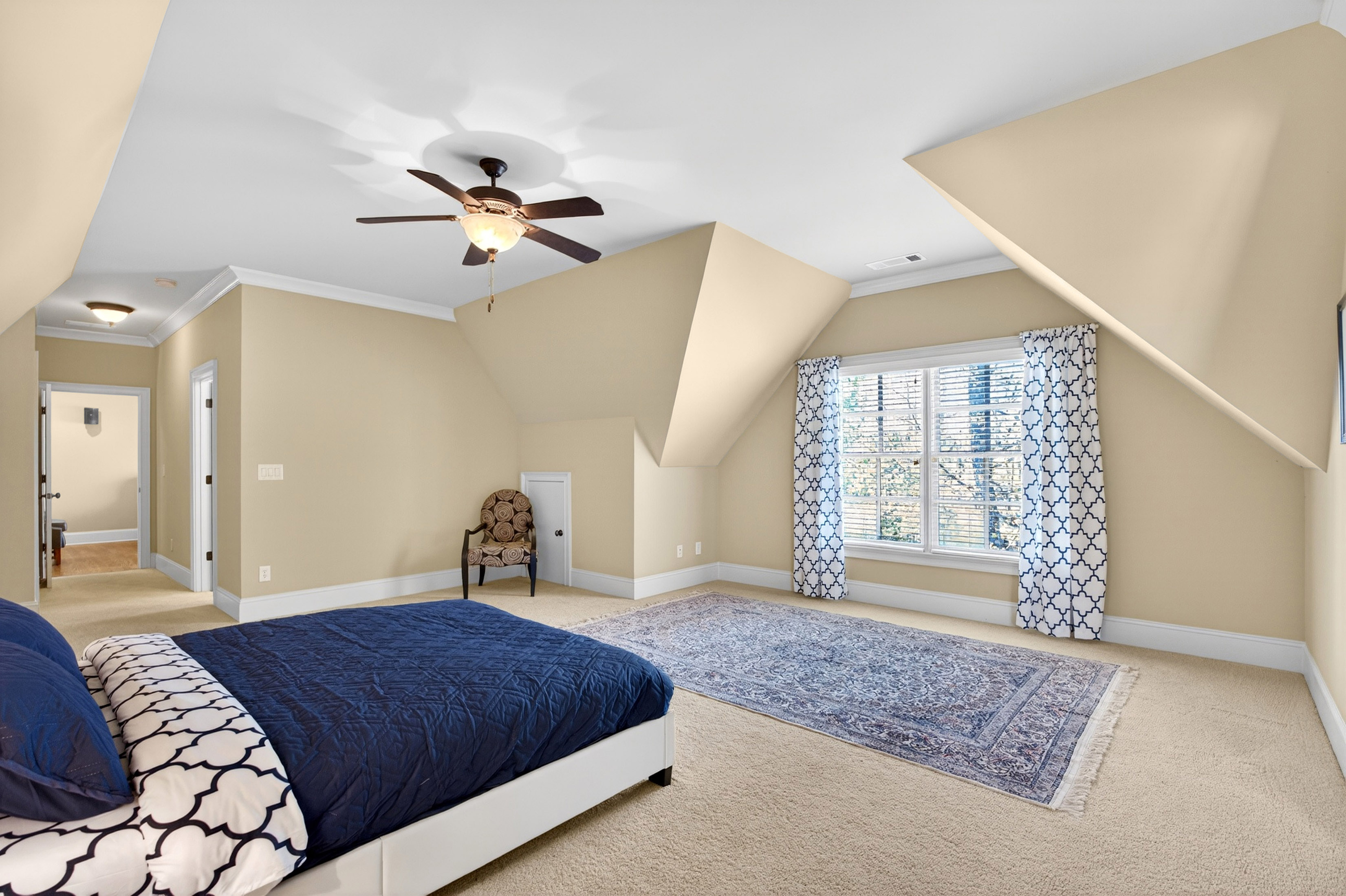  Luxury French Estate with Sweeping Golf Course Views - 物件實景