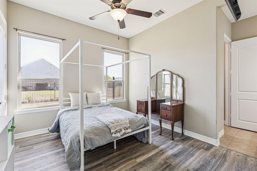 Forney, Texas, 75126, United States, 3 Bedrooms Bedrooms, ,3 BathroomsBathrooms,Residential,For Sale,1988143