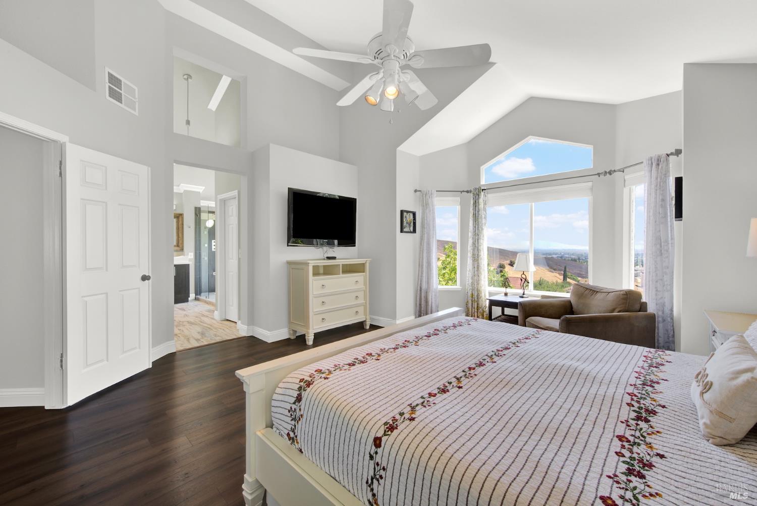 Fairfield, California, 94534, United States, 5 Bedrooms Bedrooms, ,3 BathroomsBathrooms,Residential,For Sale,1917532