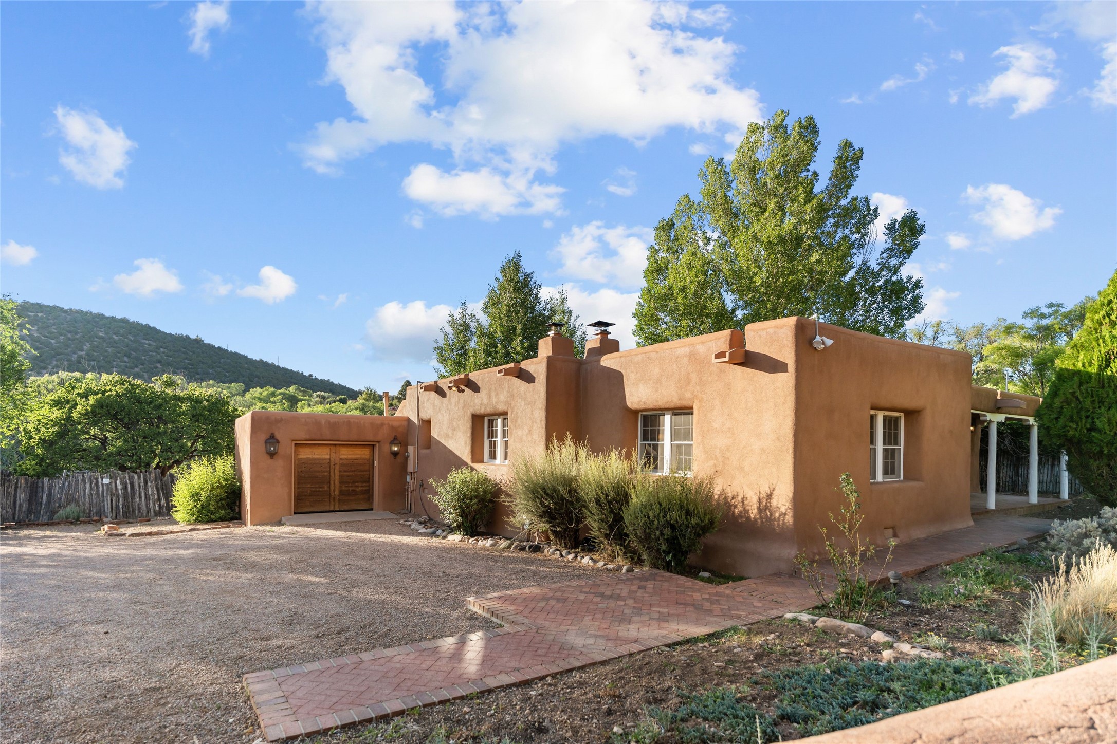  1523 Upper Canyon Road - 物件實景