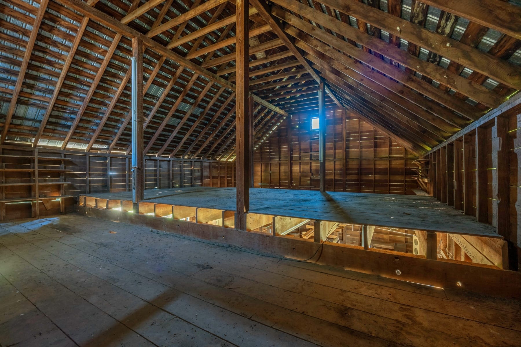  102 SW GARFIELD AVE White Salmon, WA 98672 - 物件實景