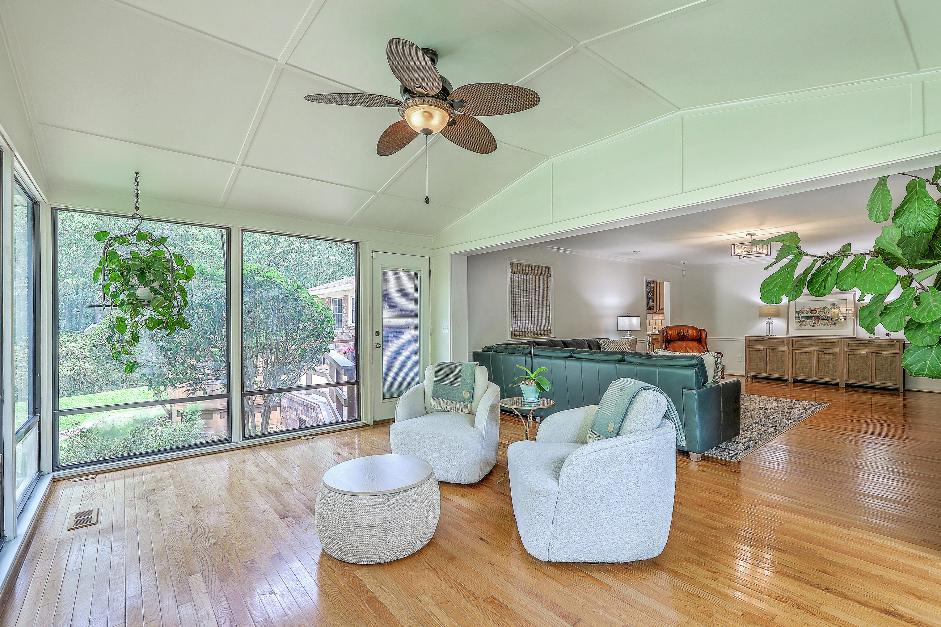 Summerville, South Carolina, 29485, United States, 4 Bedrooms Bedrooms, ,3 BathroomsBathrooms,Residential,For Sale,1922854