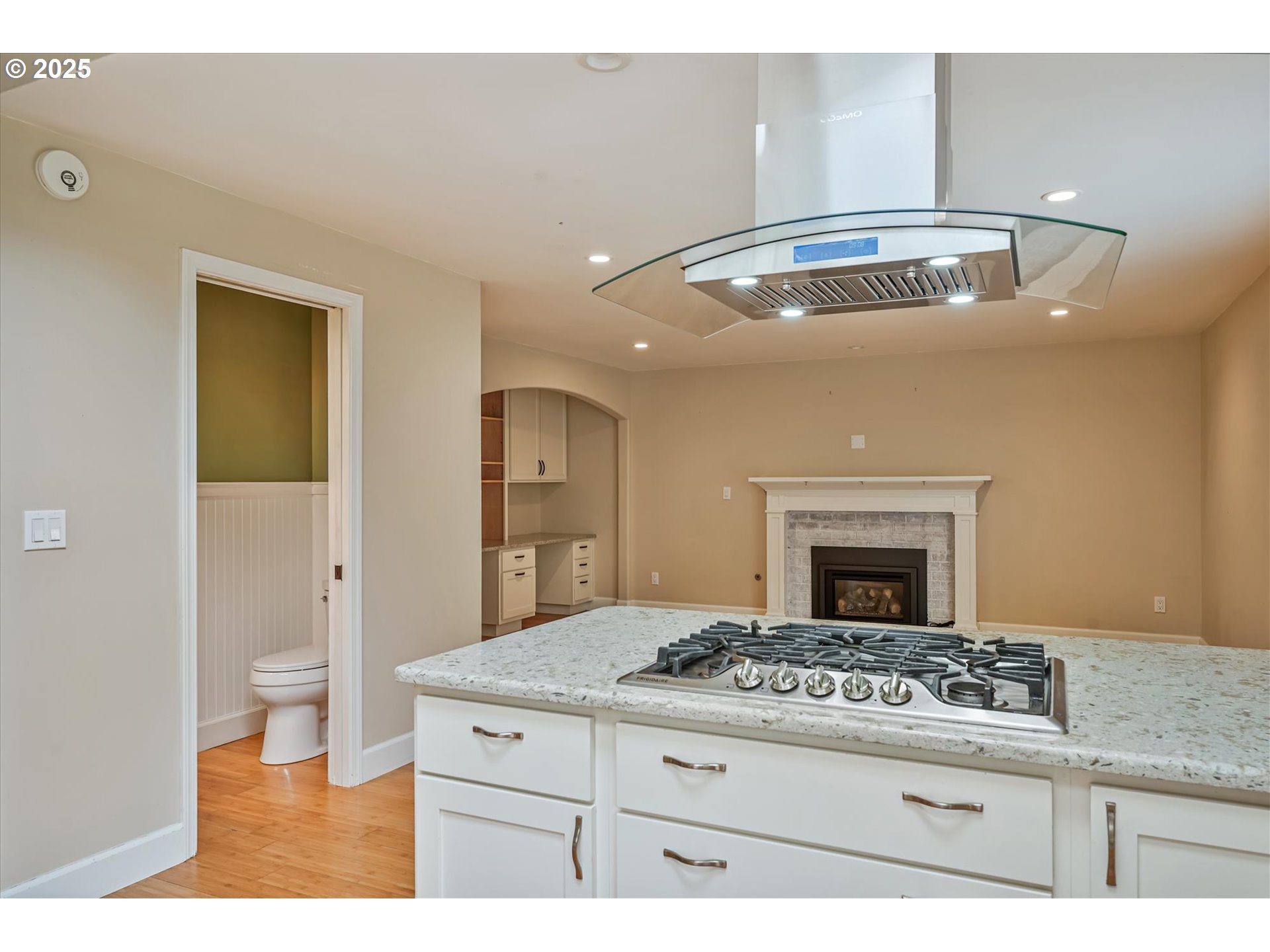 Forest Grove, Oregon, 97116, United States, 3 Bedrooms Bedrooms, ,2 BathroomsBathrooms,Residential,For Sale,1917976