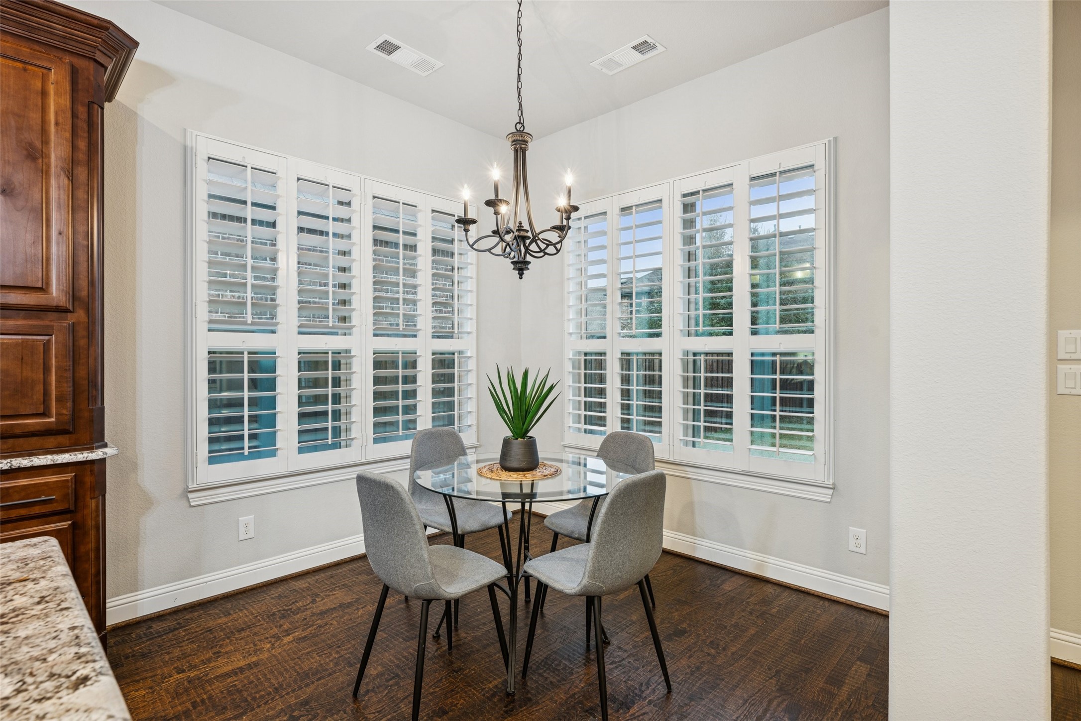 The Colony, Texas, 75056, United States, 3 Bedrooms Bedrooms, ,4 BathroomsBathrooms,Residential,For Sale,2003009