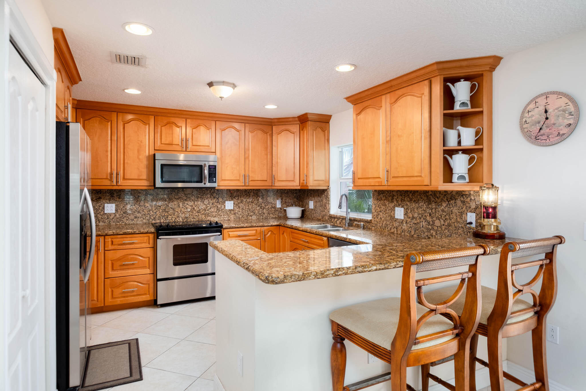 ISLAMORADA, Florida, 33036, United States, 3 Bedrooms Bedrooms, ,2 BathroomsBathrooms,Residential,For Sale,1987707