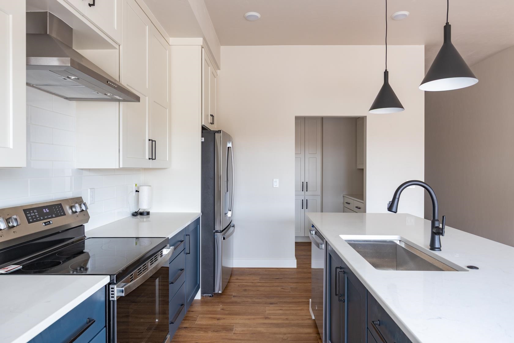 Kimberly, Wisconsin, 54136, United States, 4 Bedrooms Bedrooms, ,3 BathroomsBathrooms,Residential,For Sale,1979357