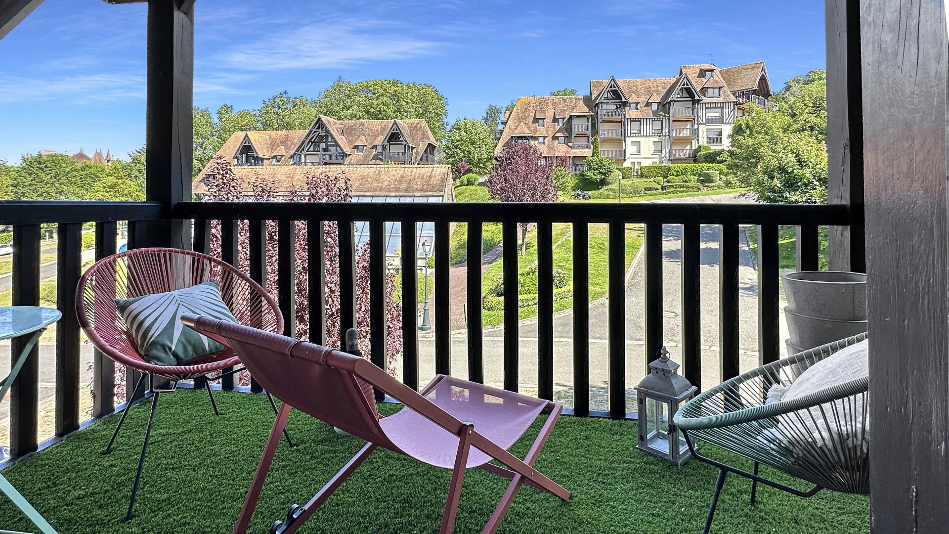 Deauville, Normandy, 14800, FR, 2 Bedrooms Bedrooms, ,4 BathroomsBathrooms,Residential,For Sale,1885221