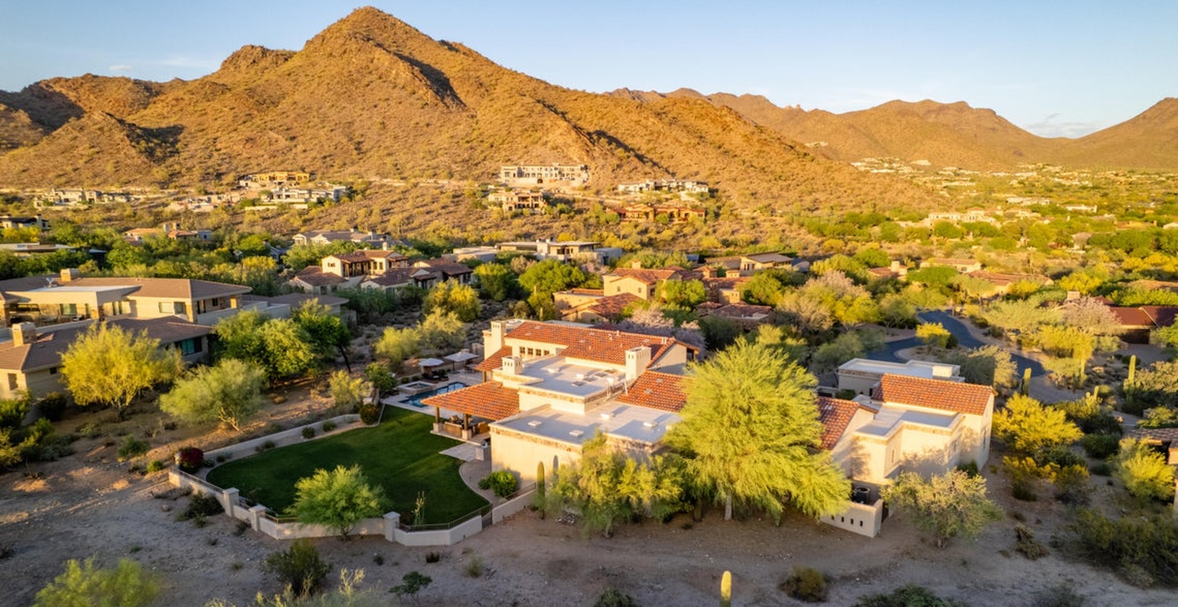  9820 E Thompson Peak Pkwy #824  Scottsdale, AZ - 物件實景