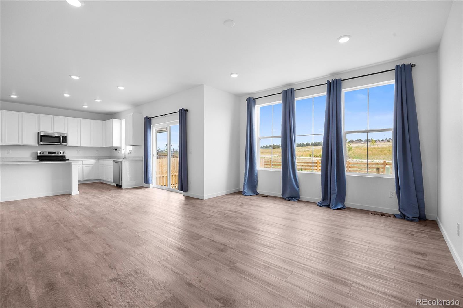 Elizabeth, Colorado, 80107, United States, 4 Bedrooms Bedrooms, ,2 BathroomsBathrooms,Residential,For Sale,1896718