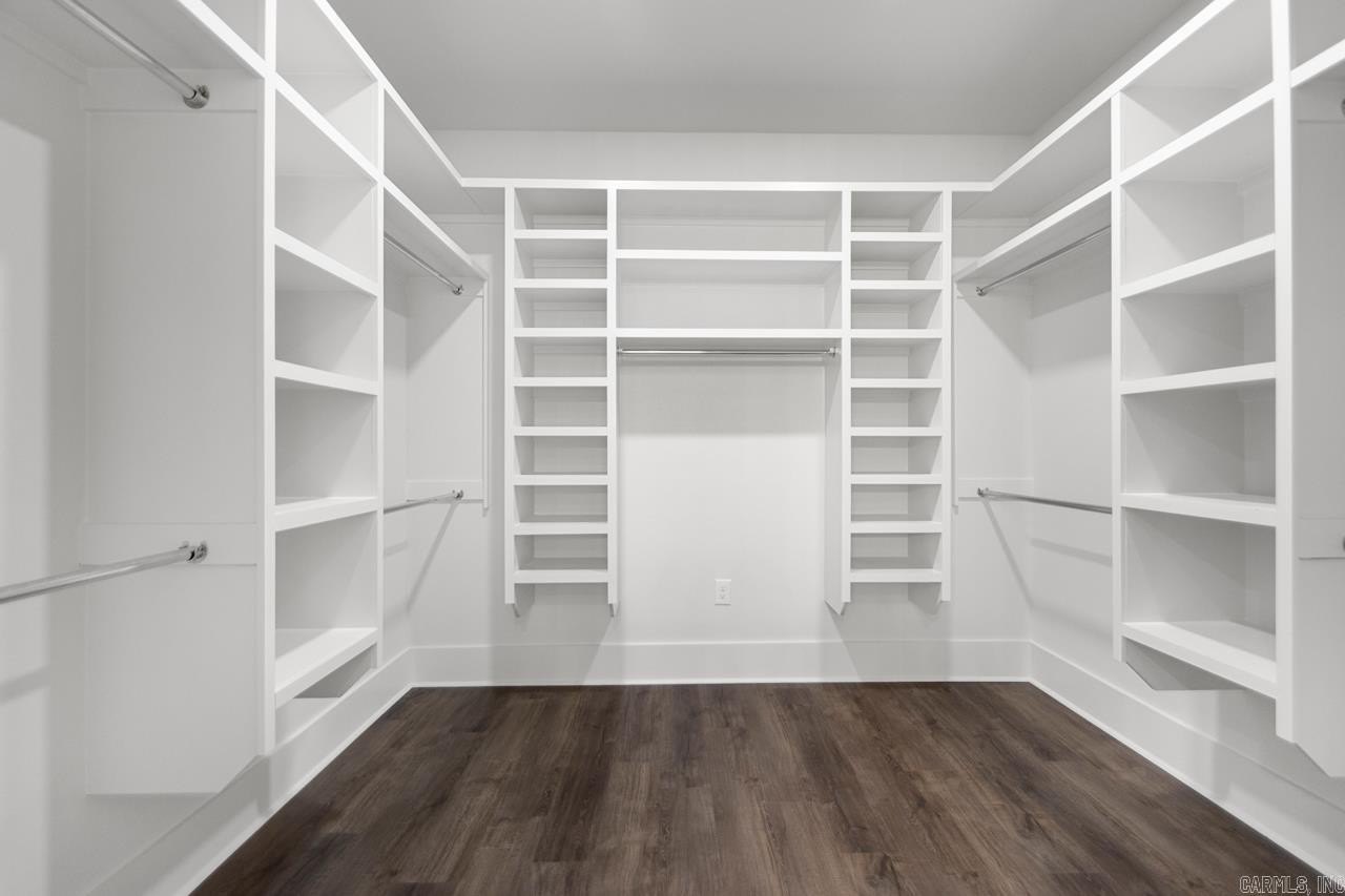 Benton, Arkansas, 72019, United States, 5 Bedrooms Bedrooms, ,4 BathroomsBathrooms,Residential,For Sale,1982699