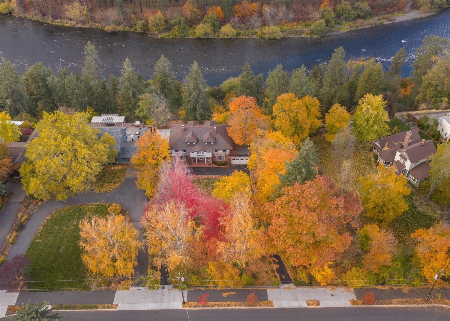 Spokane, Washington, 99201, United States, 4 Bedrooms Bedrooms, ,5 BathroomsBathrooms,Residential,For Sale,1987077