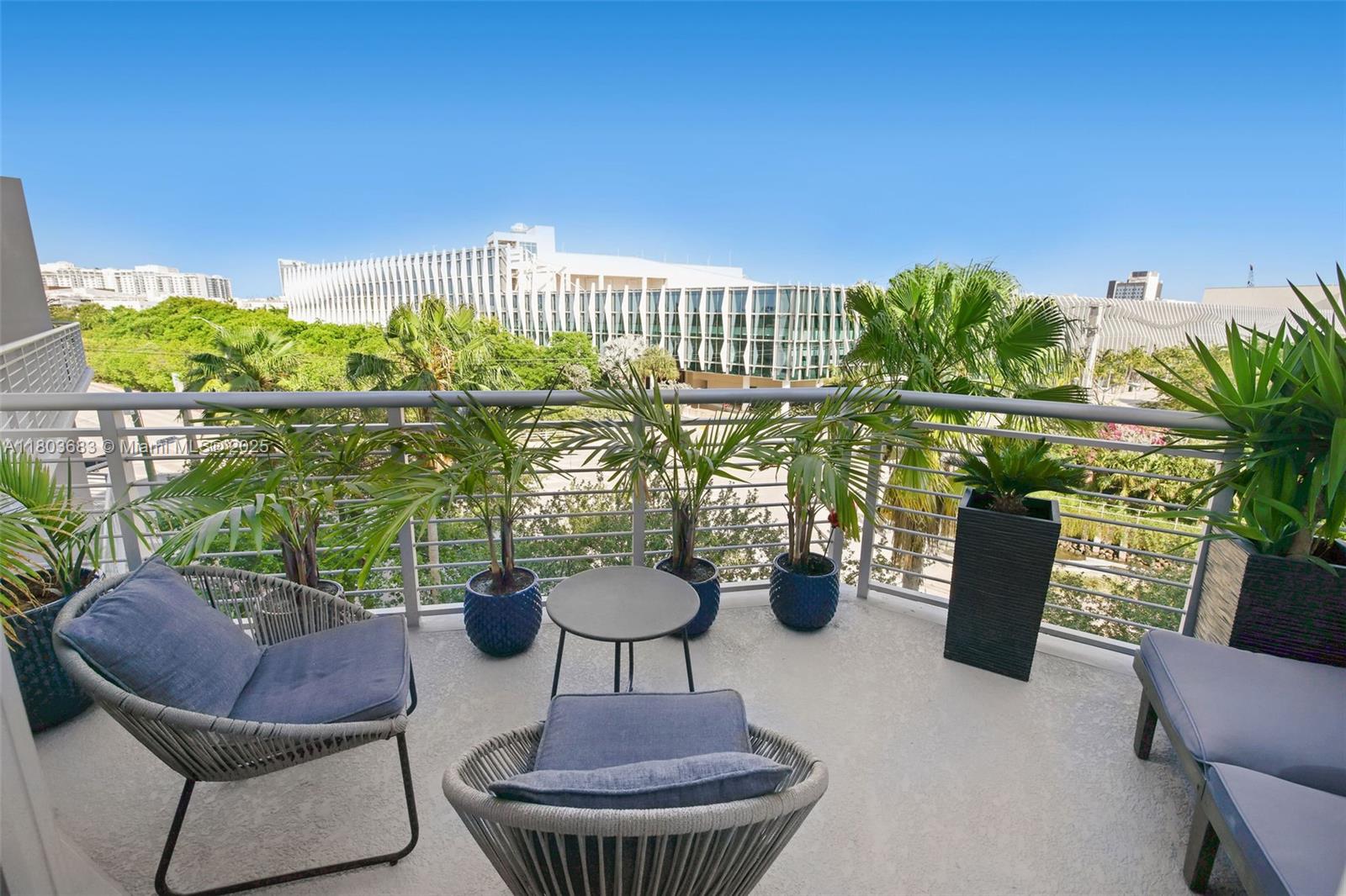Miami Beach, Florida, 33139, United States, 1 Bedroom Bedrooms, ,2 BathroomsBathrooms,Residential,For Sale,1818097